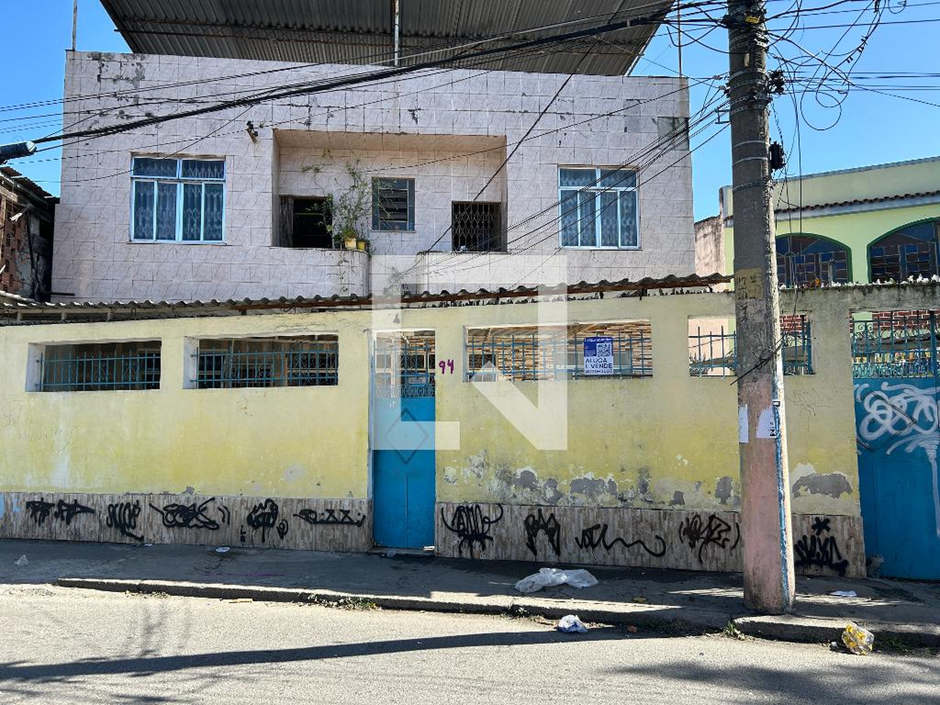 Fachada Condomínio em Rua José Rubino, 94