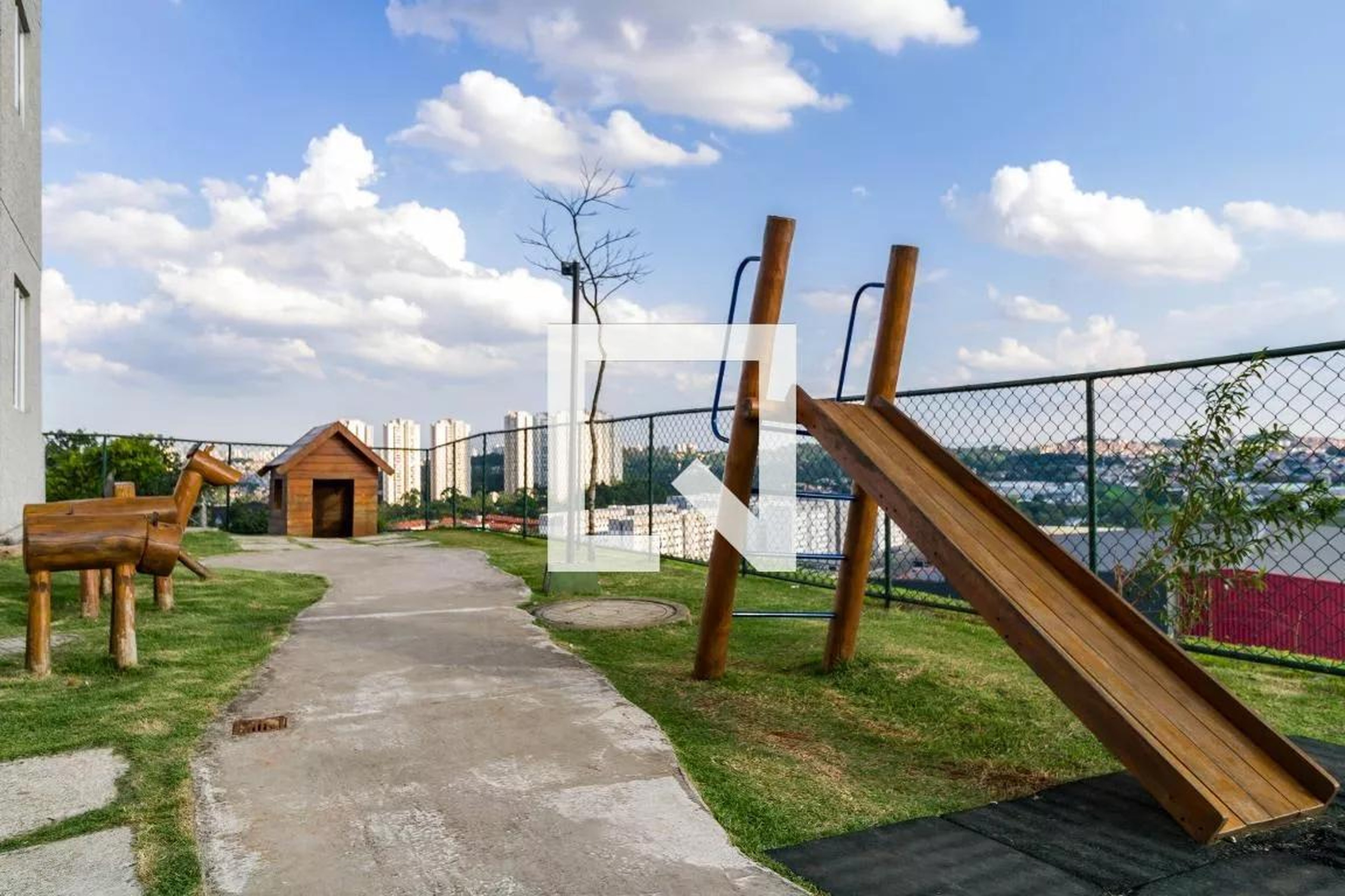 Playground - Residencial Quartzo
