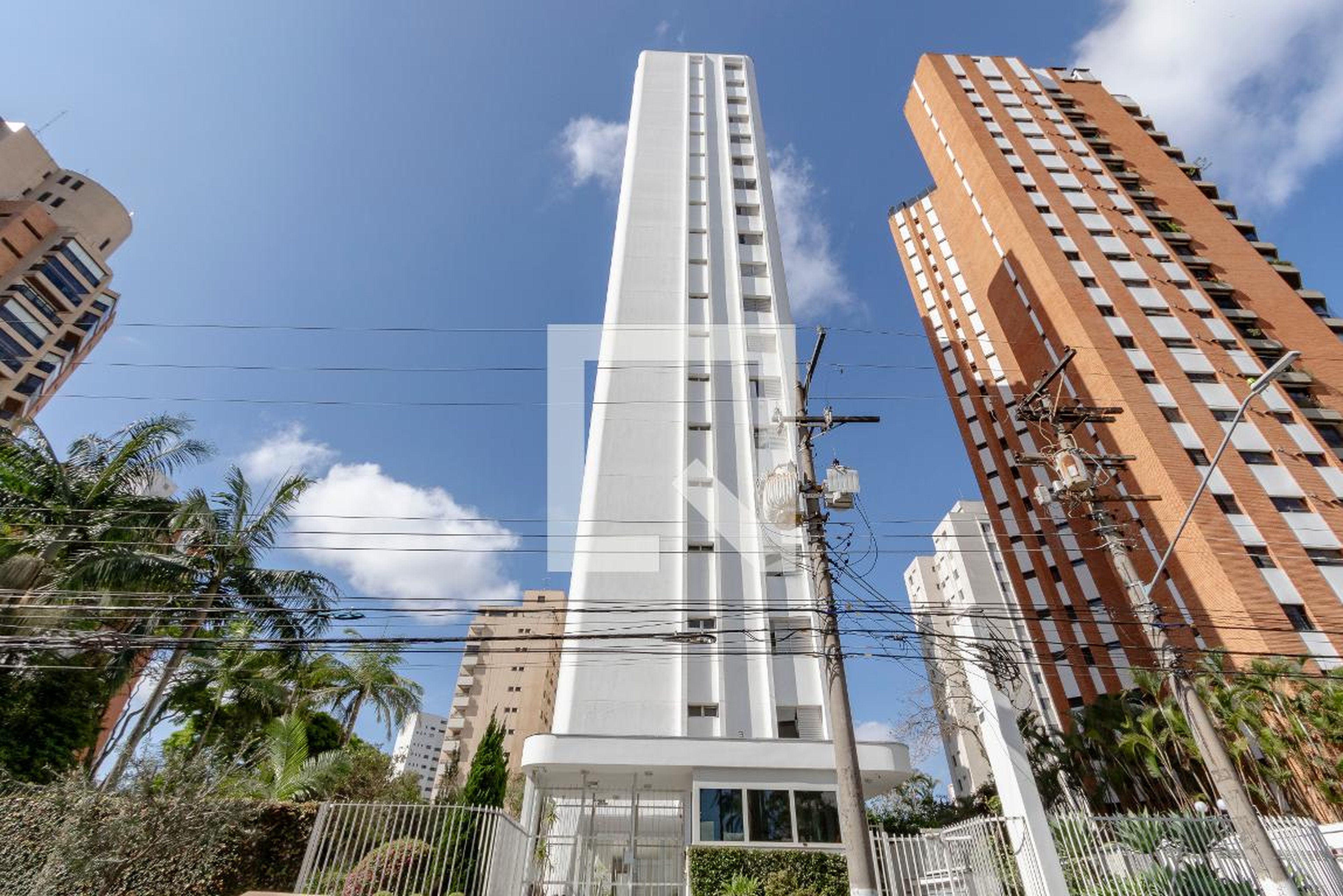 Fachada Condomínio Maison Du Rhone