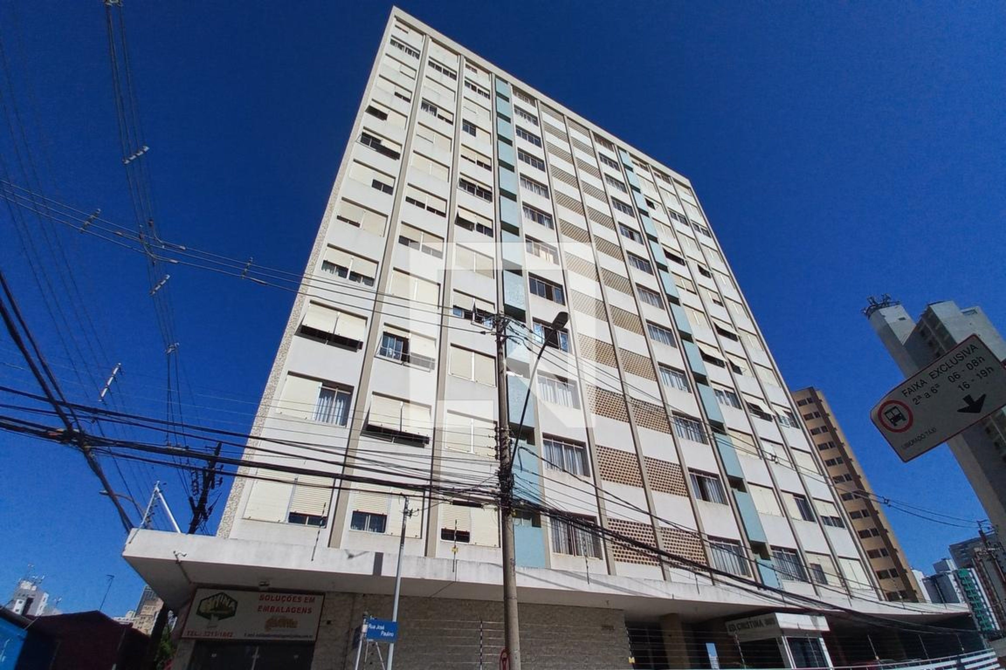 Fachada do Prédio Condomínio Cristina