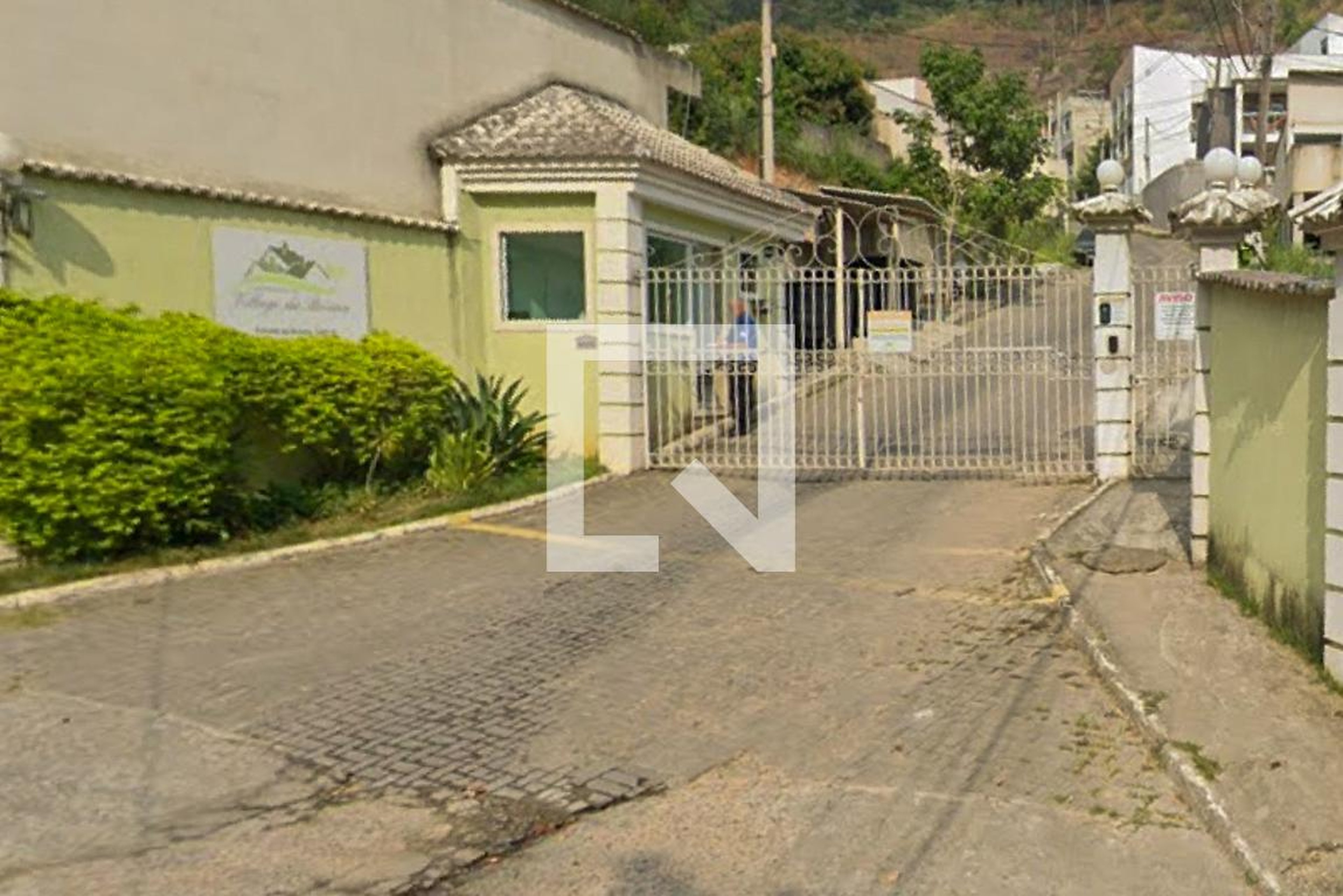 Fachada Condomínio em Estrada da Boiúna, 691