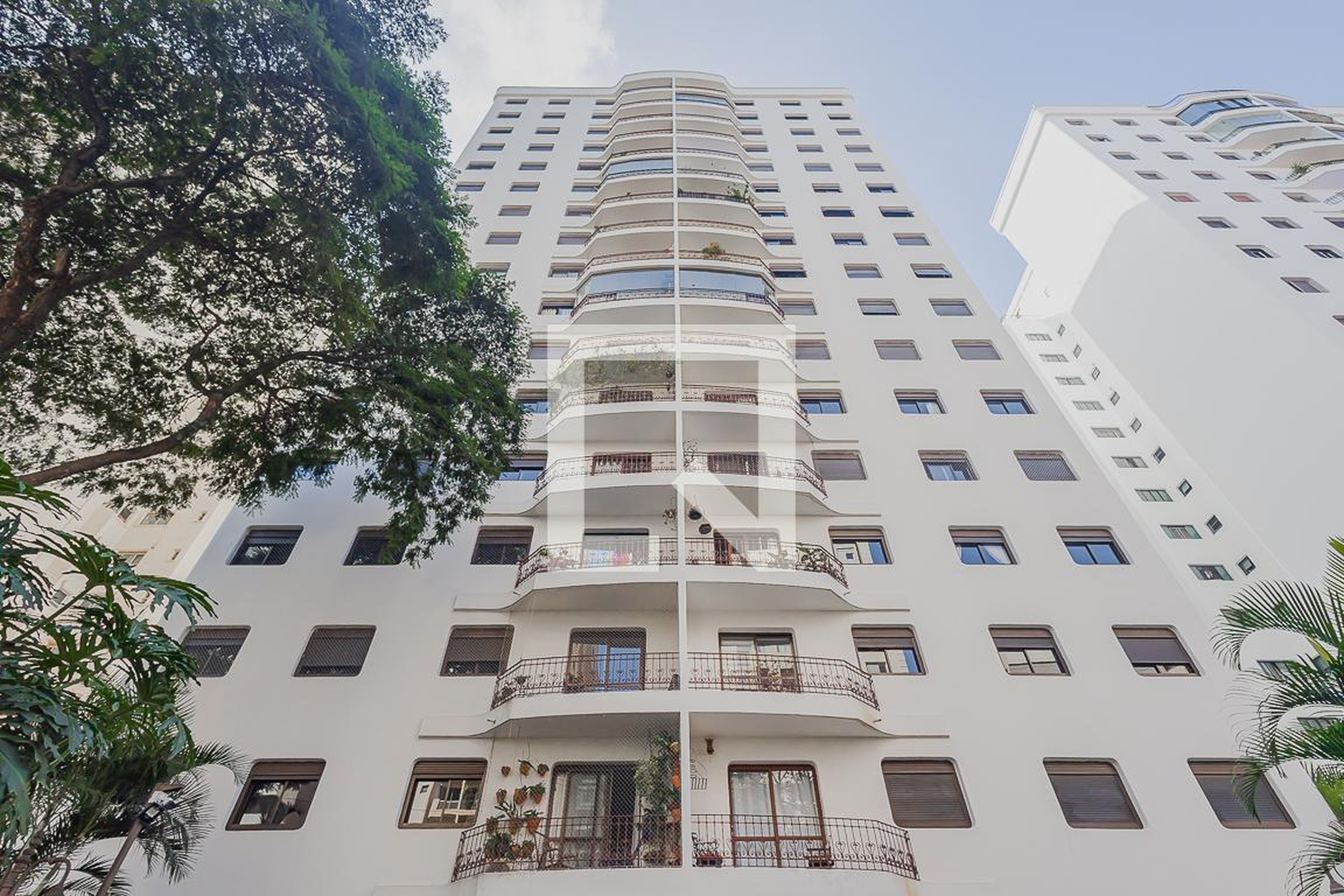 Fachada Condomínio Casa de Navarra