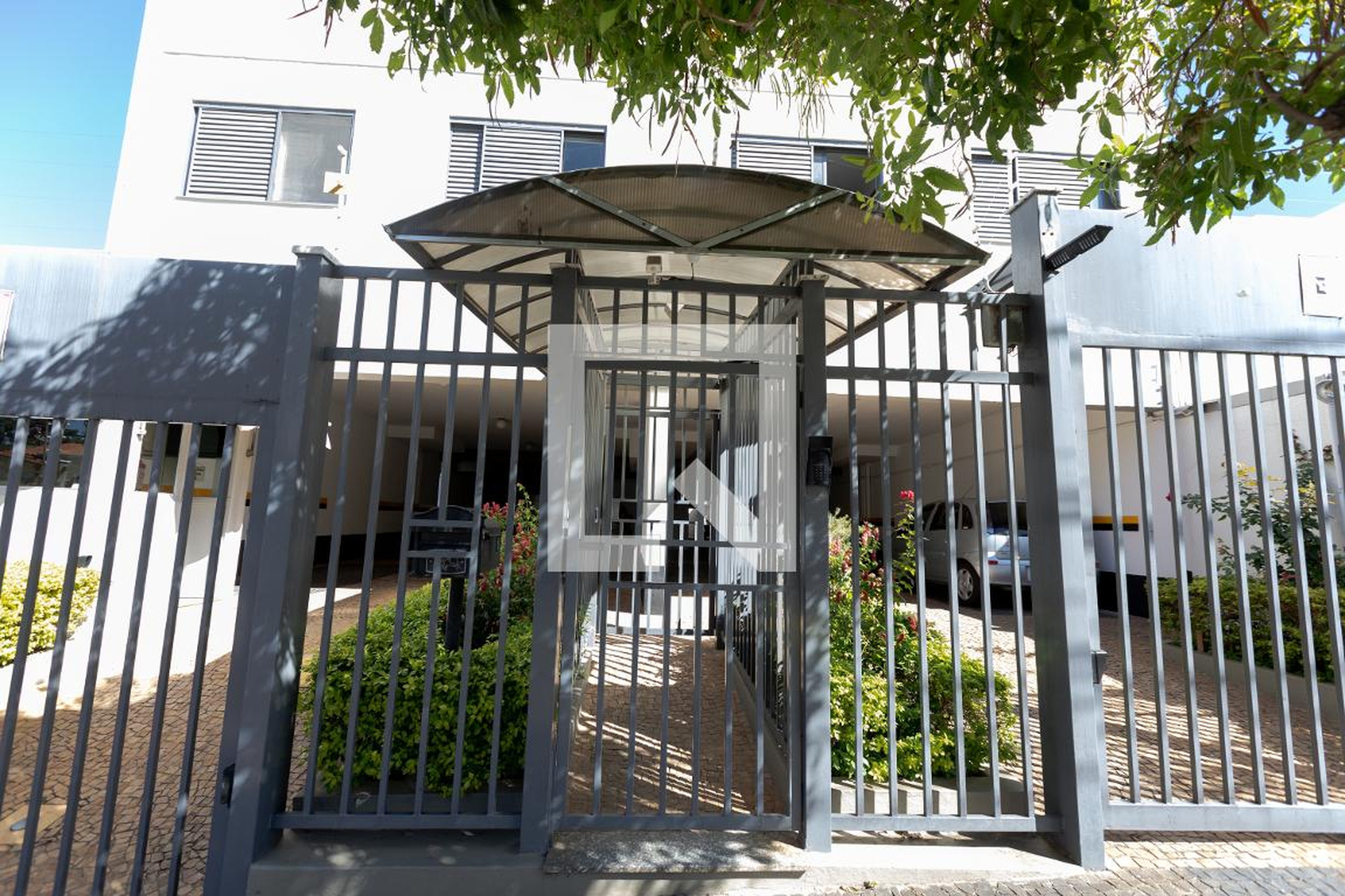 Fachada Condomínio em Rua Doutor José de Campos Novaes, 269