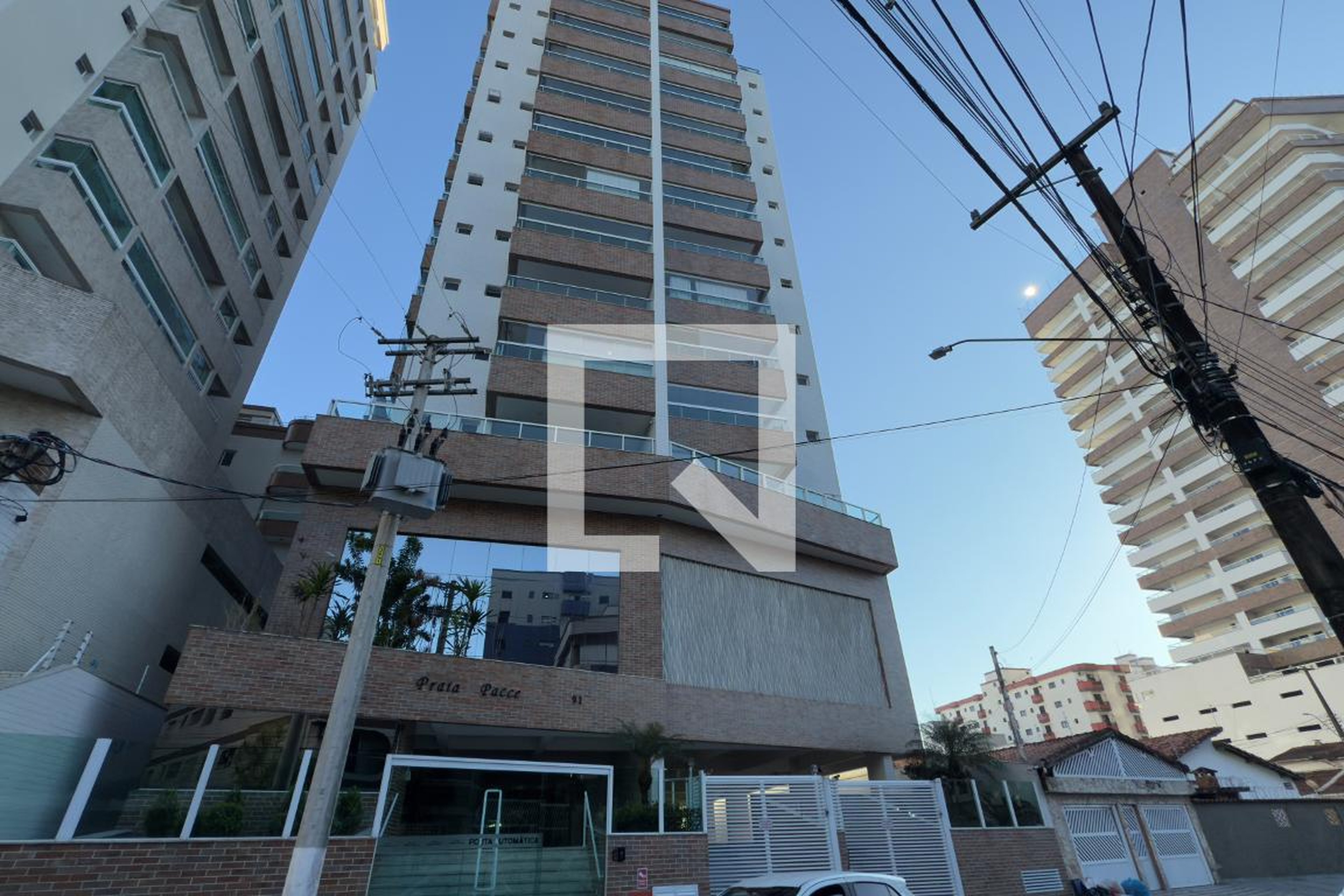 Fachada do Prédio Residencial Praia Pacce