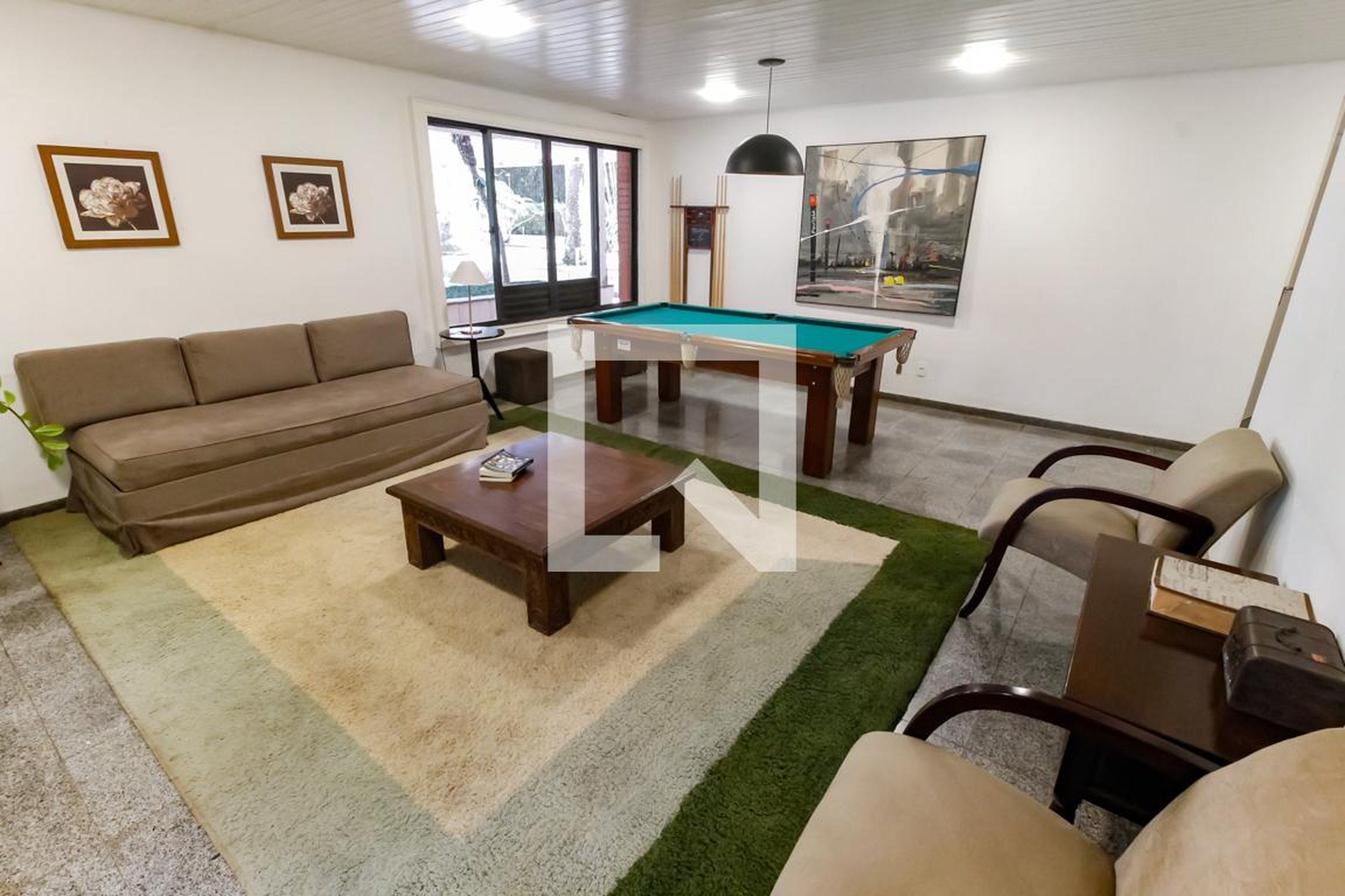 Hall social - Queen Elizabeth