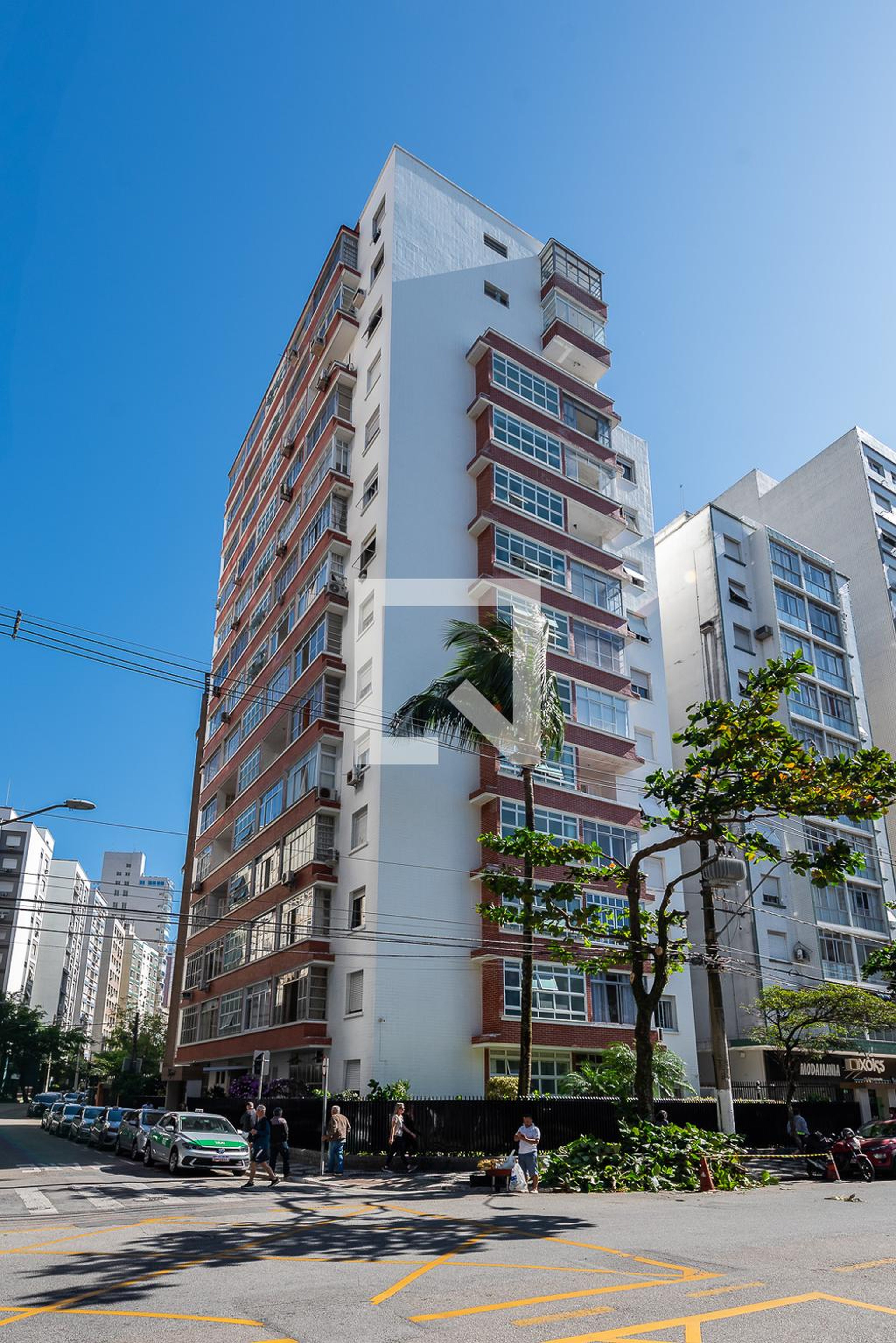 Fachada Edifício Tropical