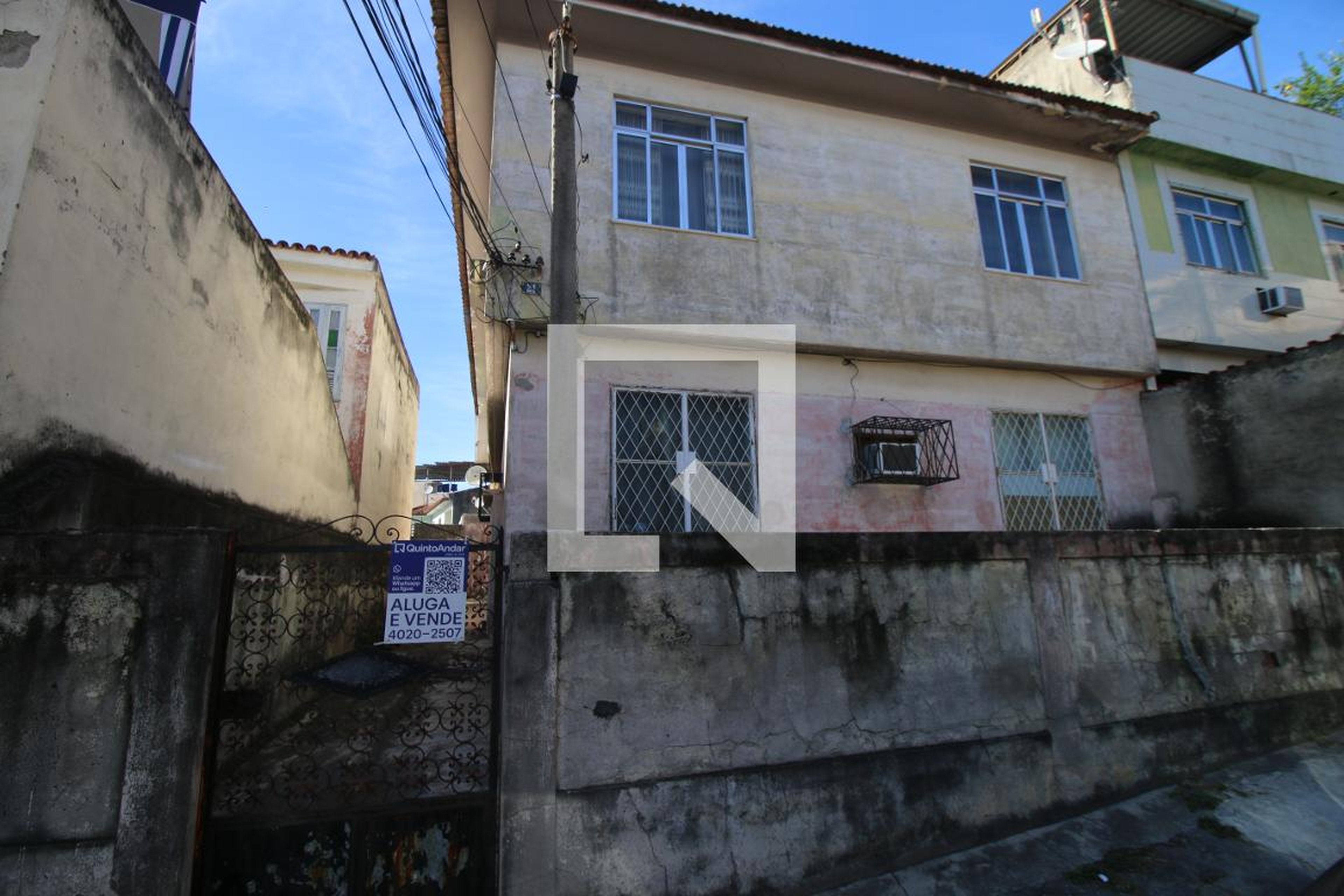 Fachada do Prédio Condomínio em Rua Alexandre Dias, 21