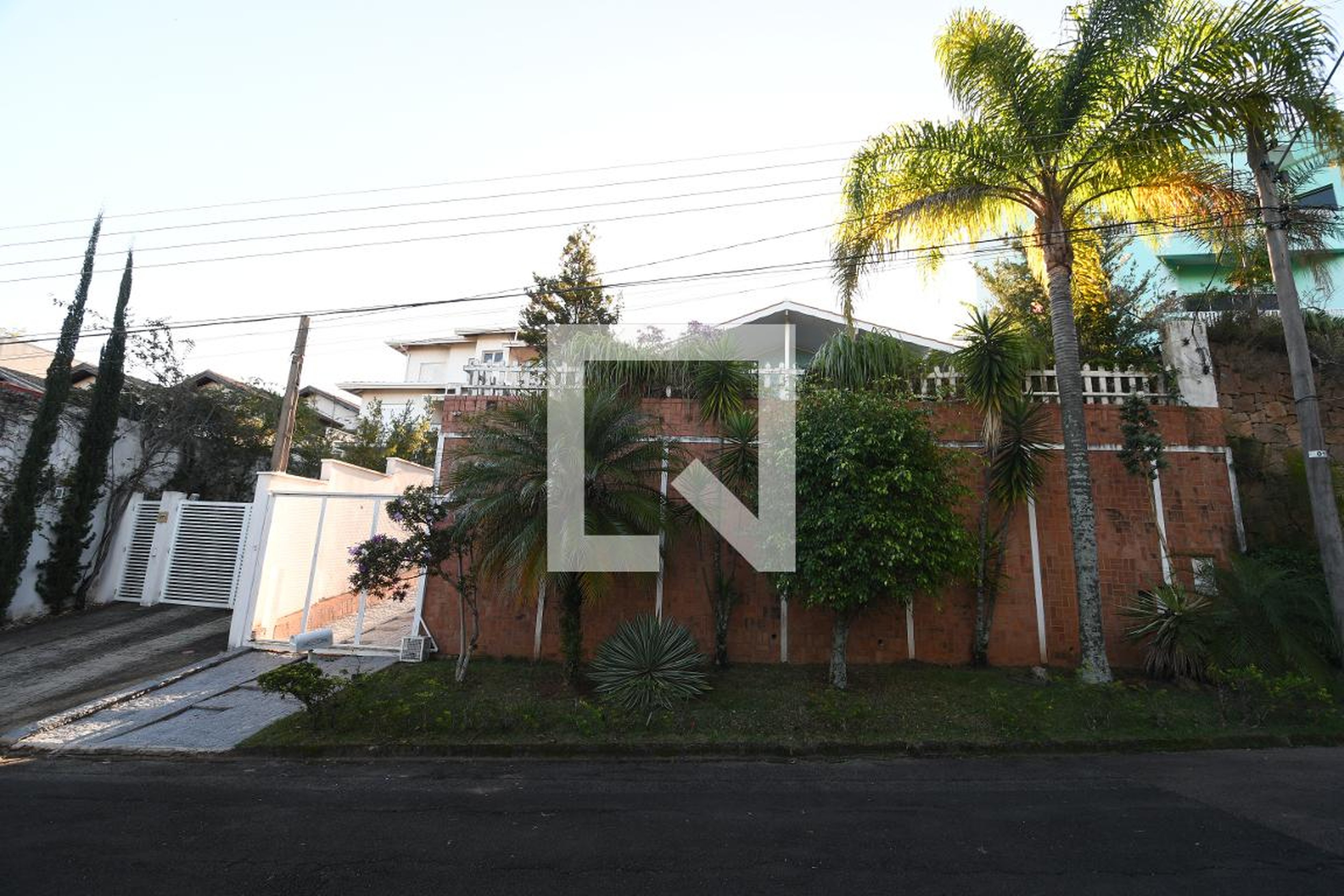 Fachada Condomínio em Rua Alano Raizer, 485