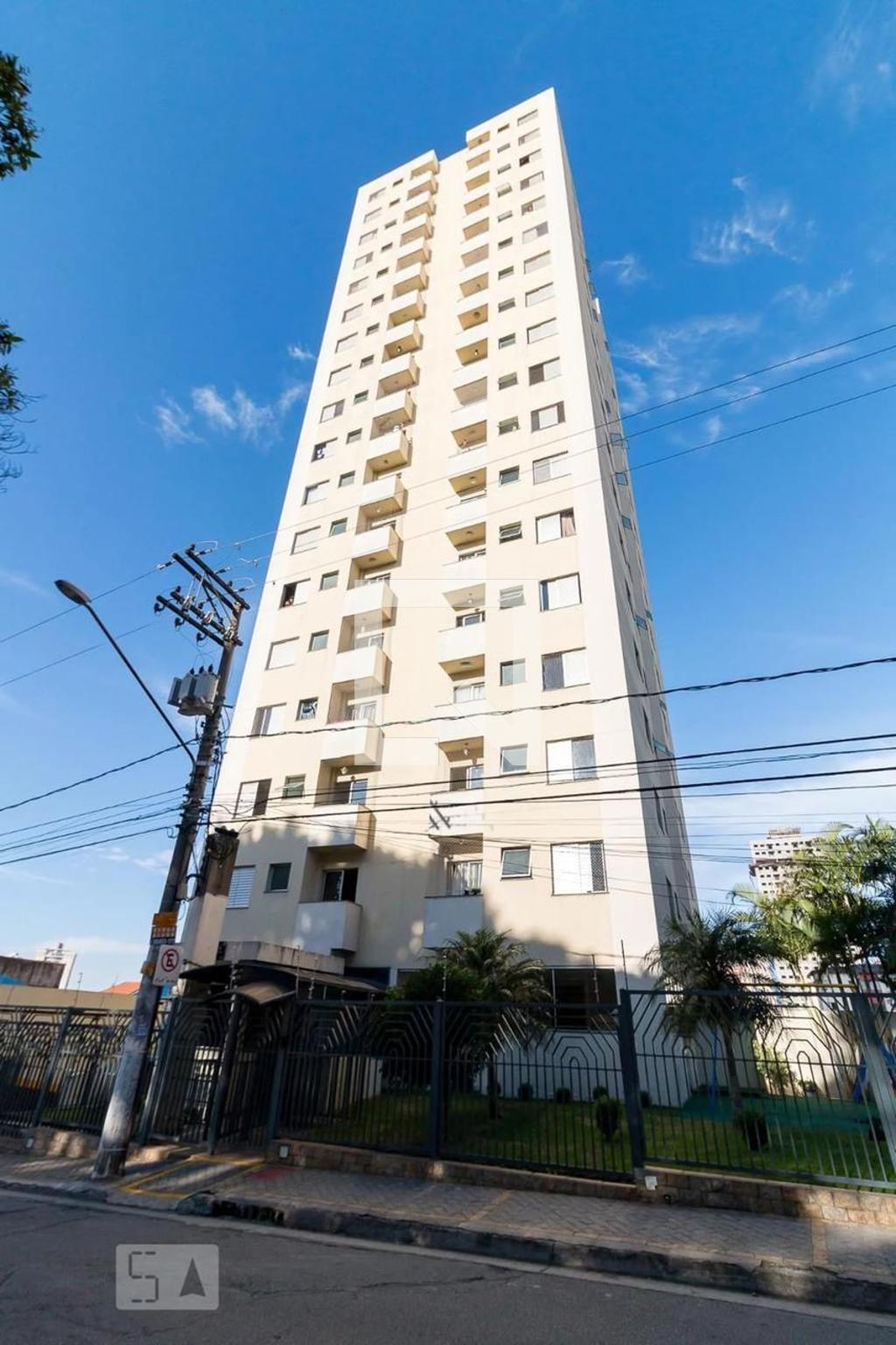 Fachada Residencial das Rosas