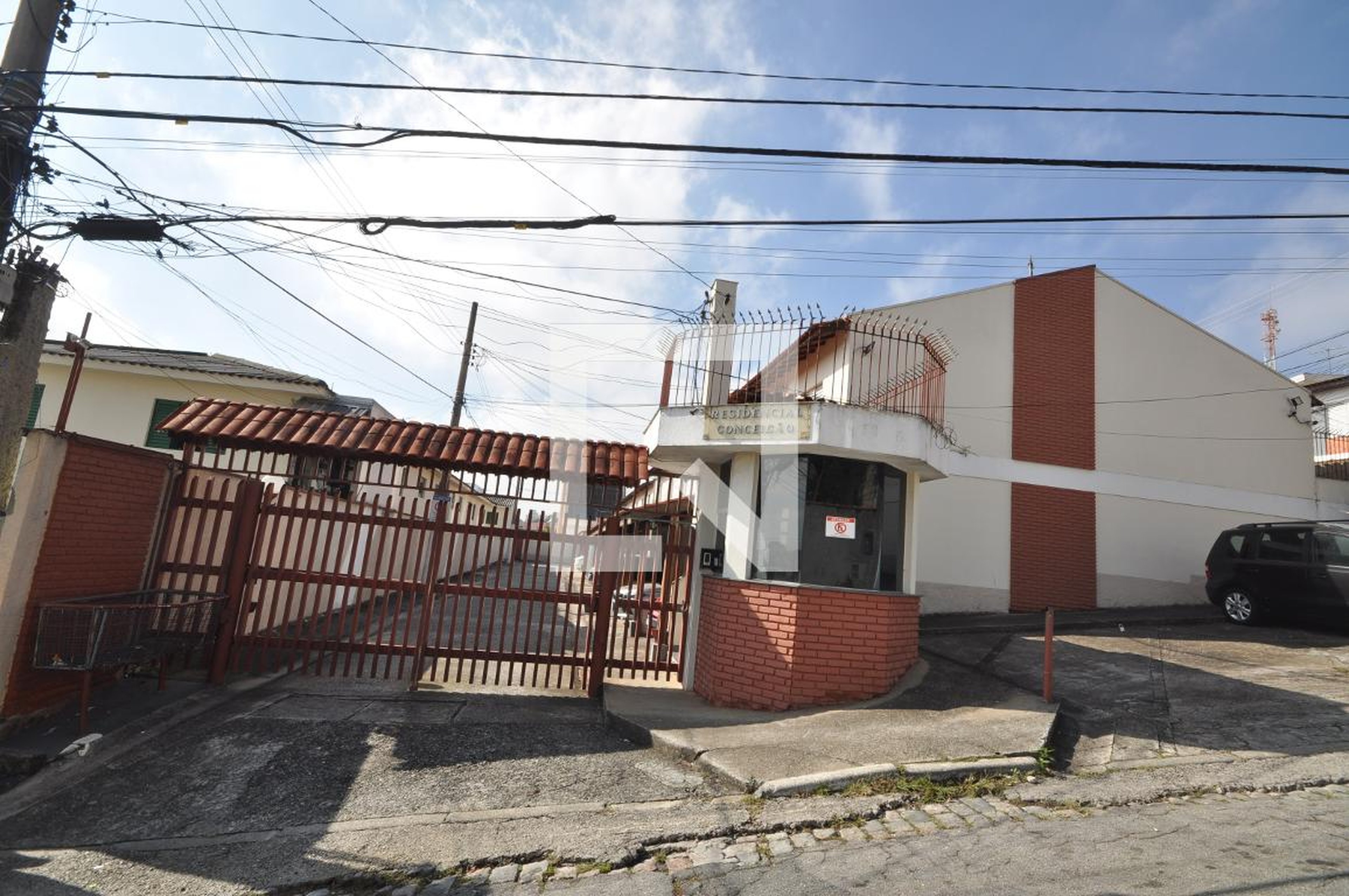 Fachada Condomínio em Rua Dona Joaquina de Jesus, 58