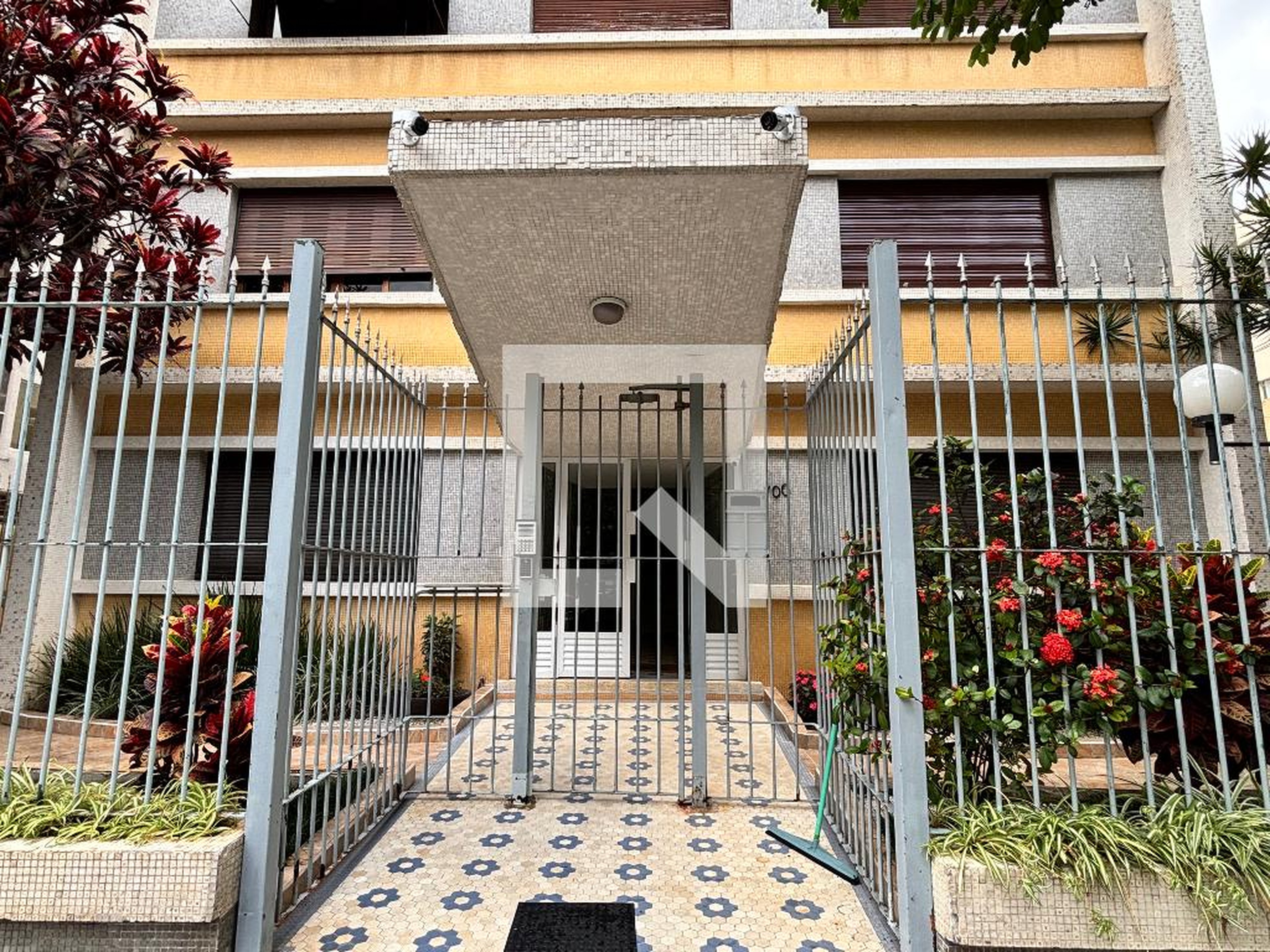 Fachada Condomínio Mirian