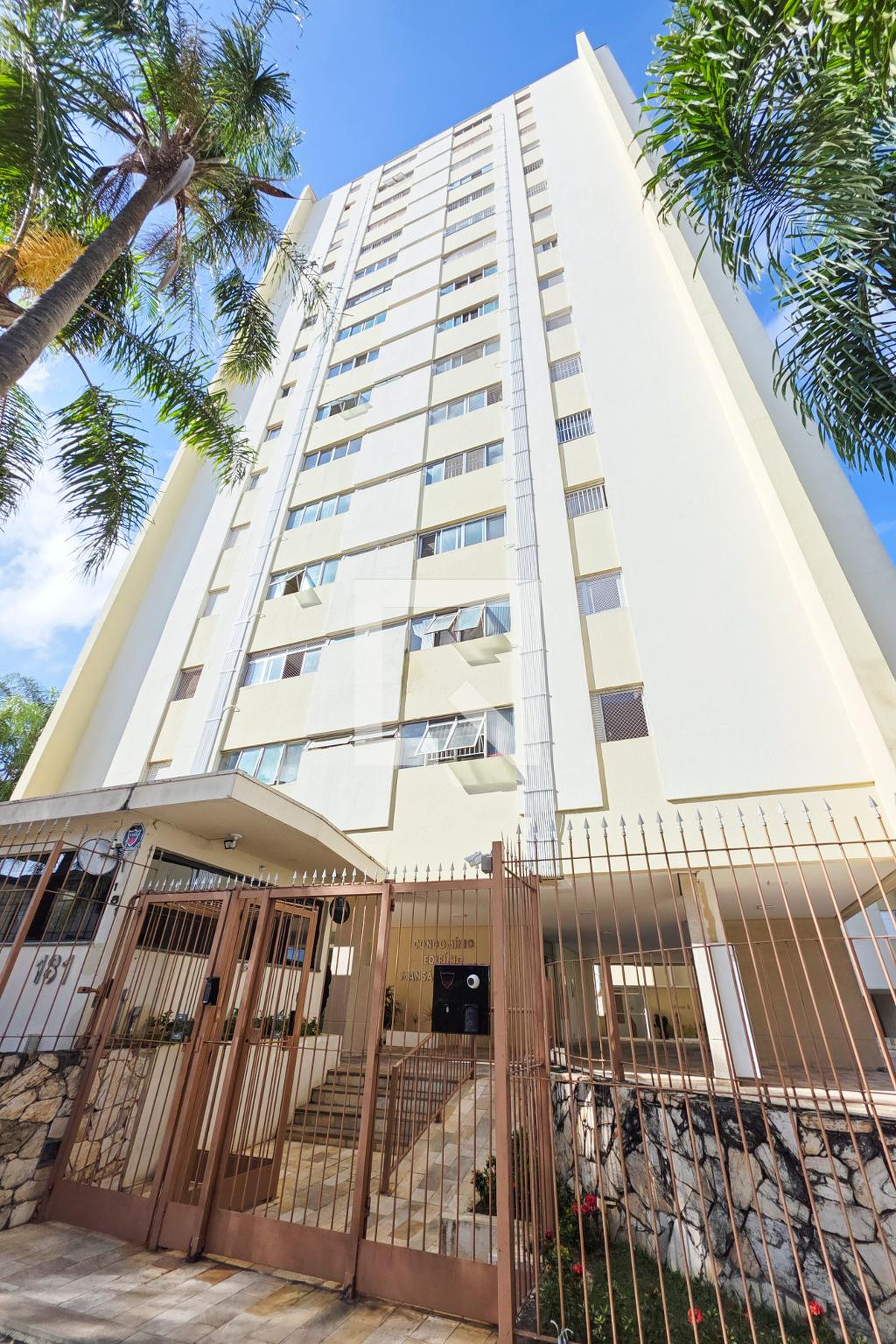 Fachada Residencial Mansão do Vale