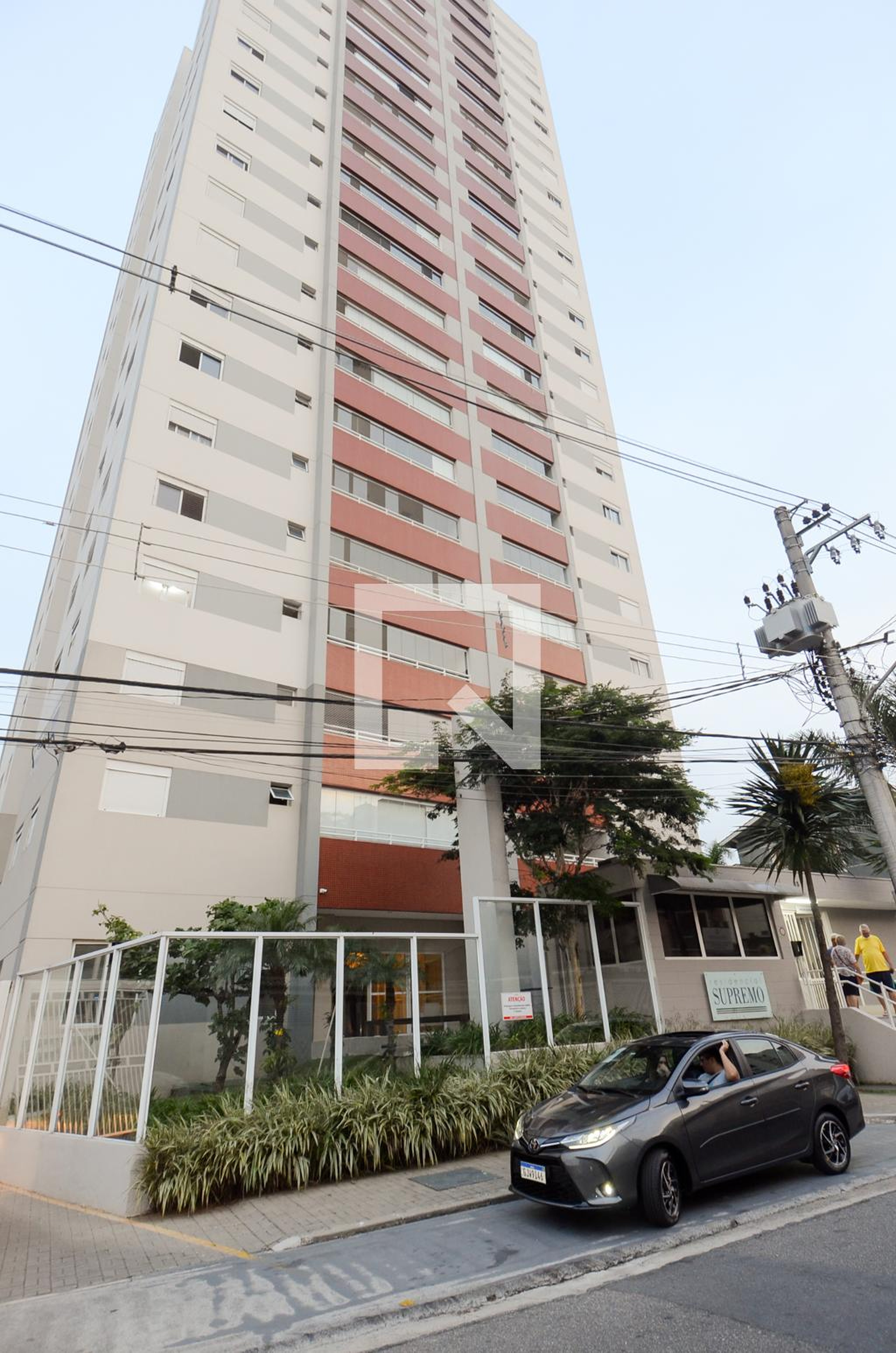 Fachada Condomínio em Rua Ruy Barbosa, 95