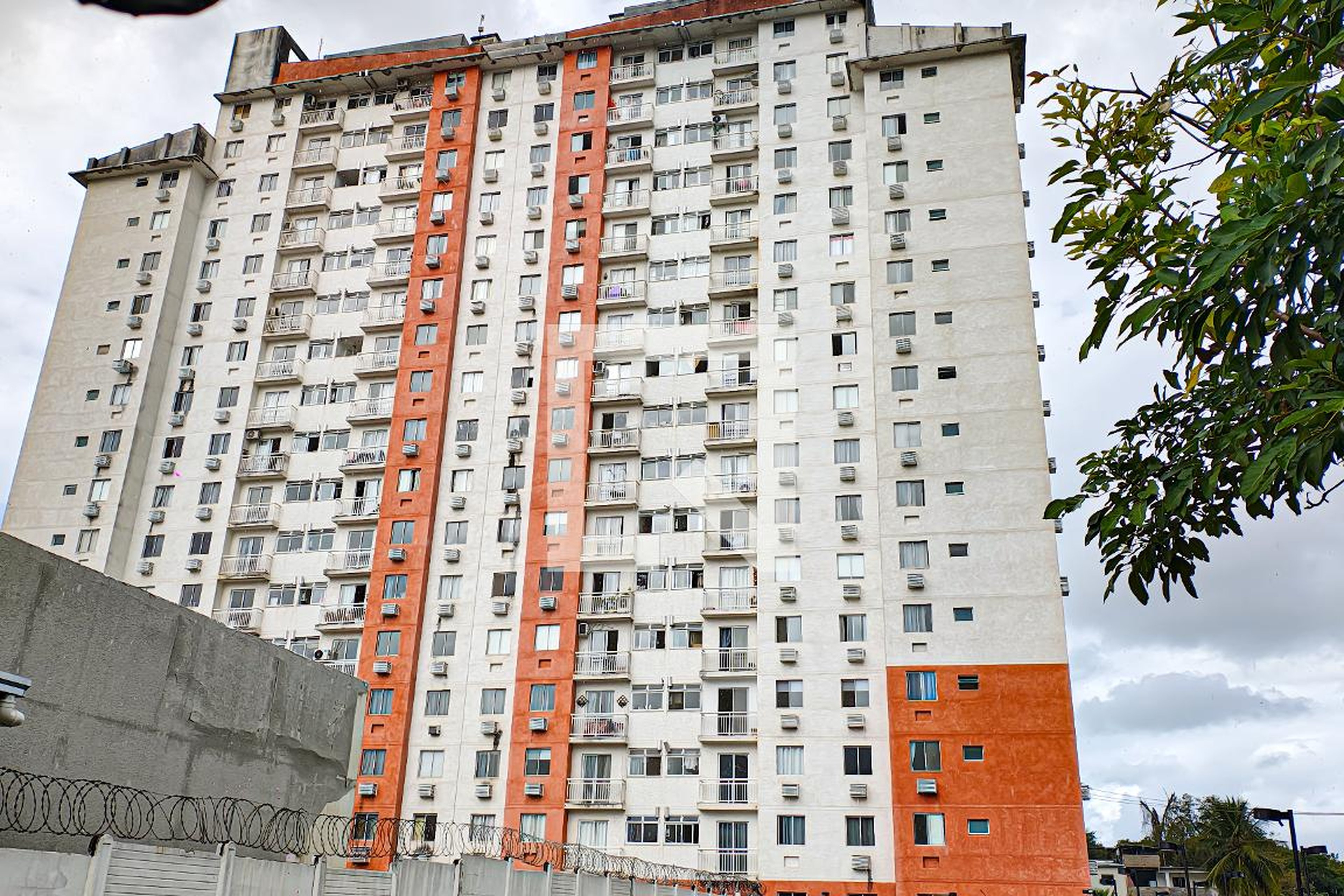 Fachada Condomínio Village VIP