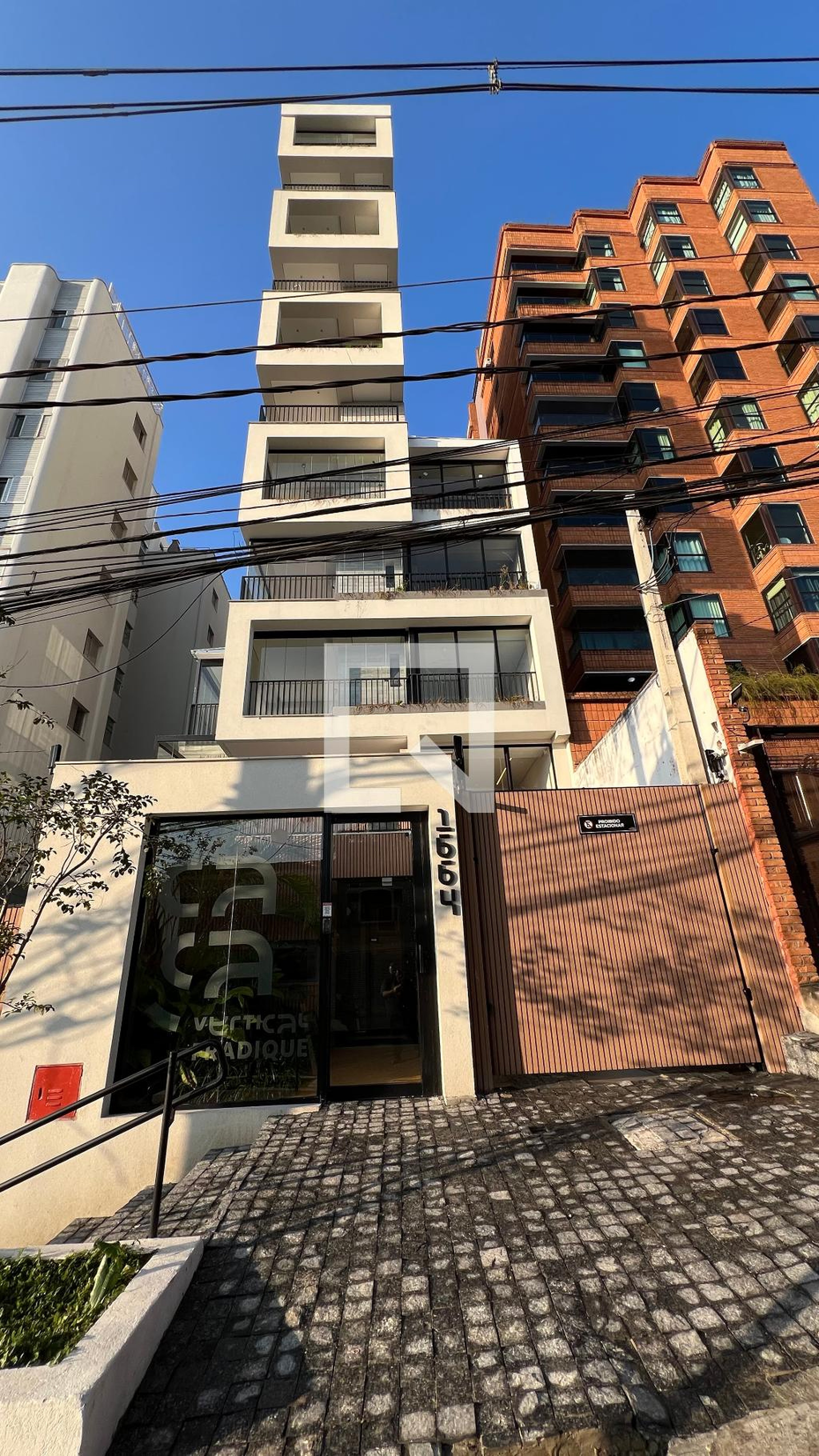 Fachada Condomínio Casa Vertical Fradique