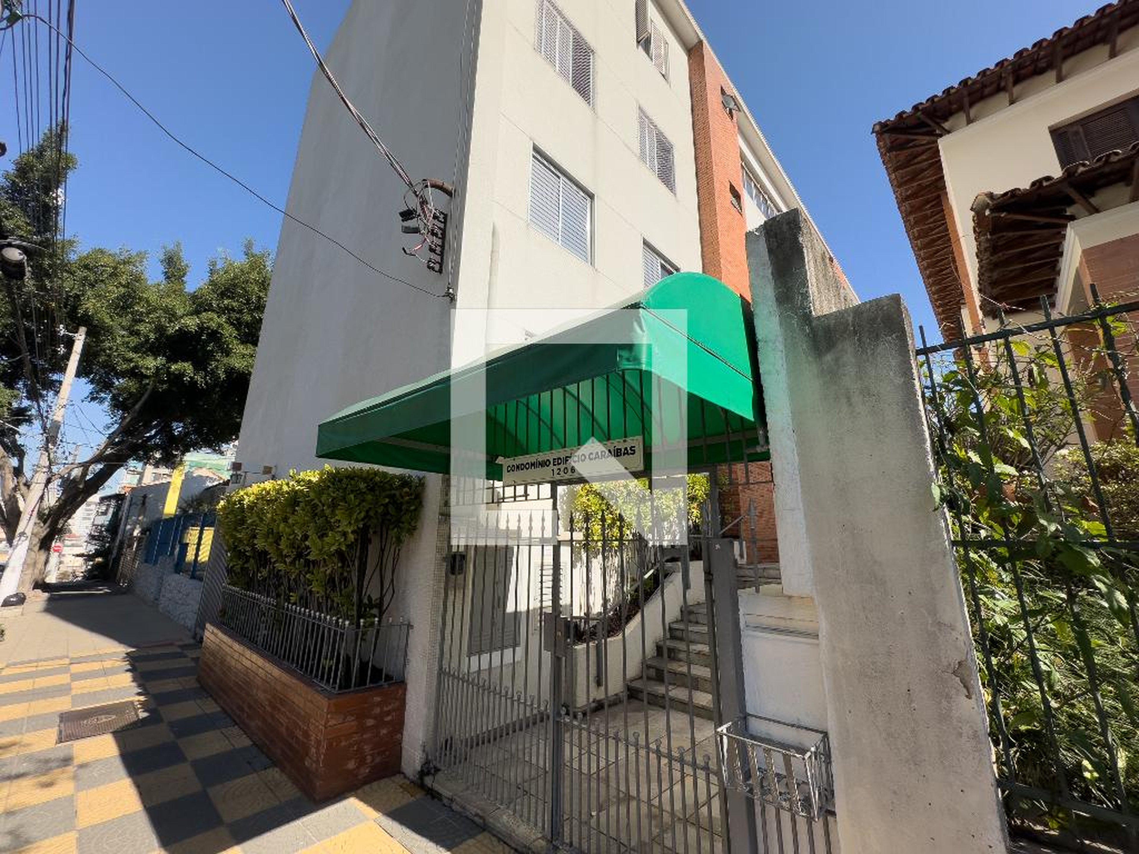 Fachada Edifício Caraibas