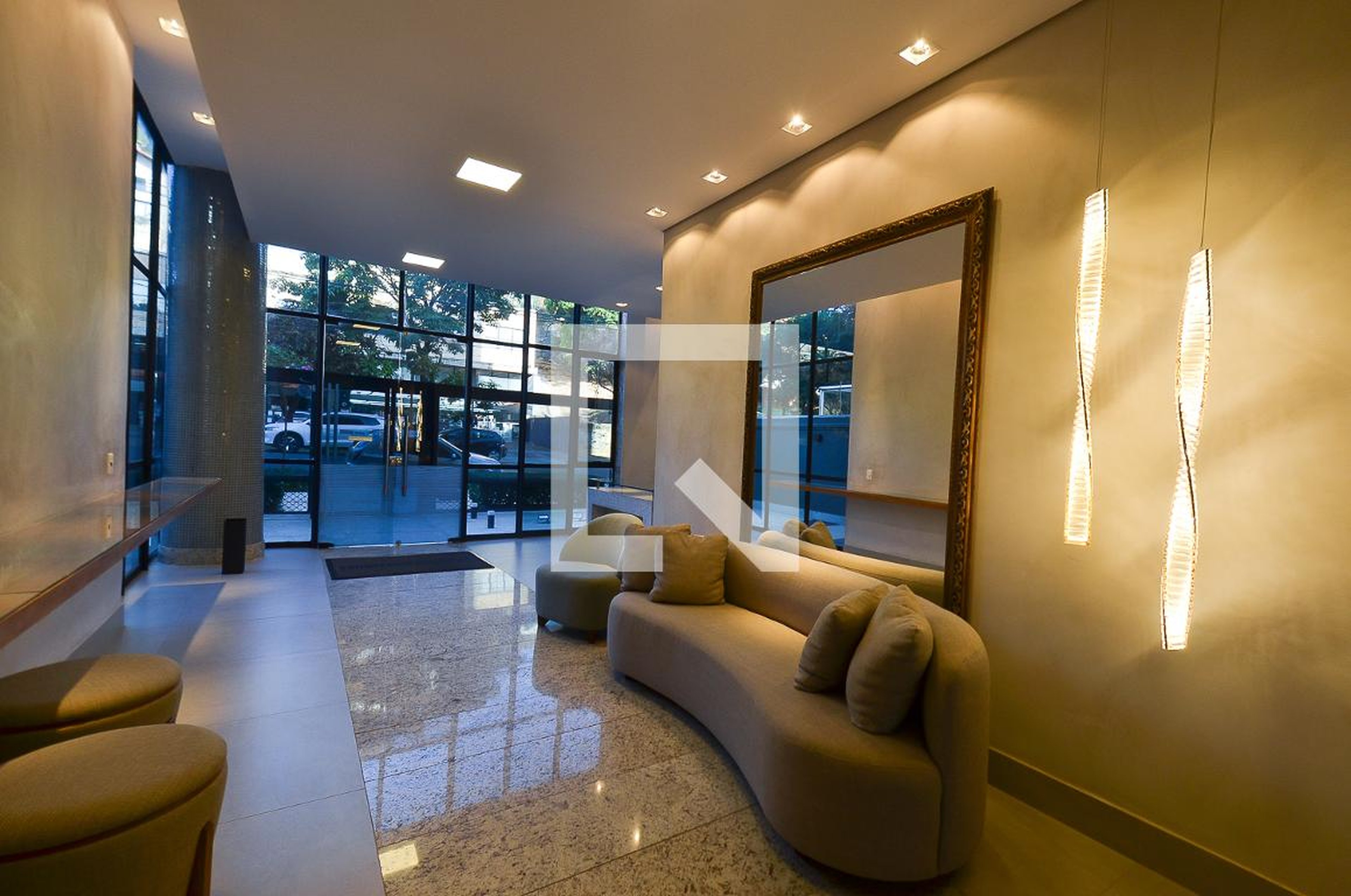 Hall de entrada - Edifício Solar das Montanhas