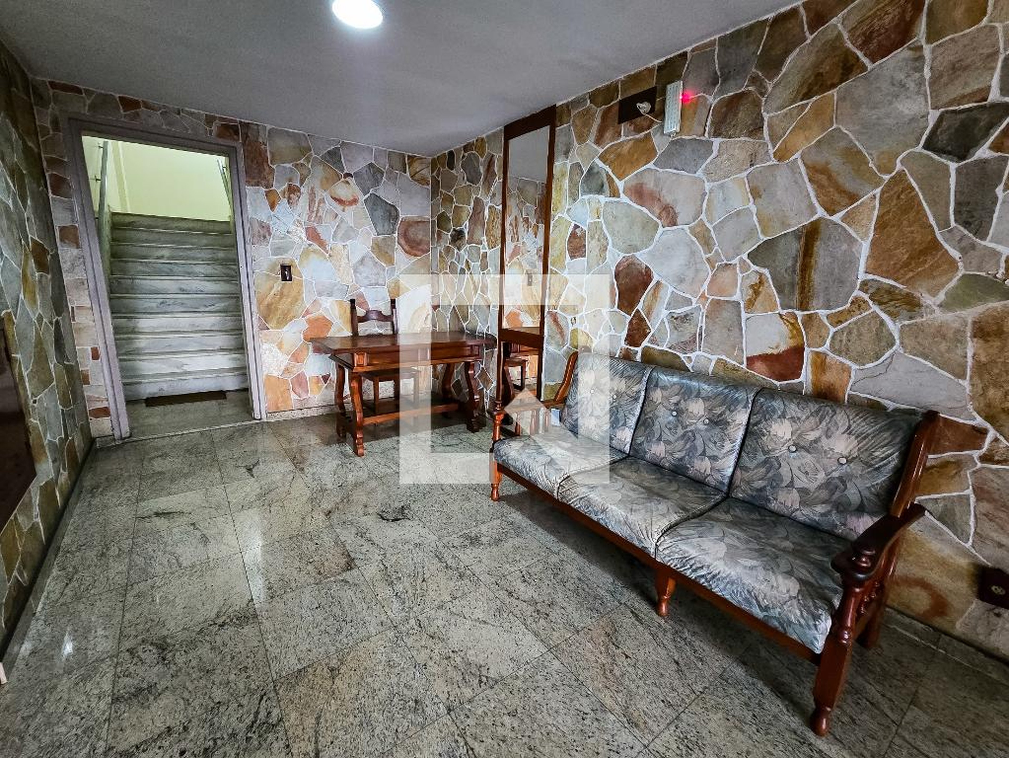 Hall de entrada - Edifício Maria Cristina