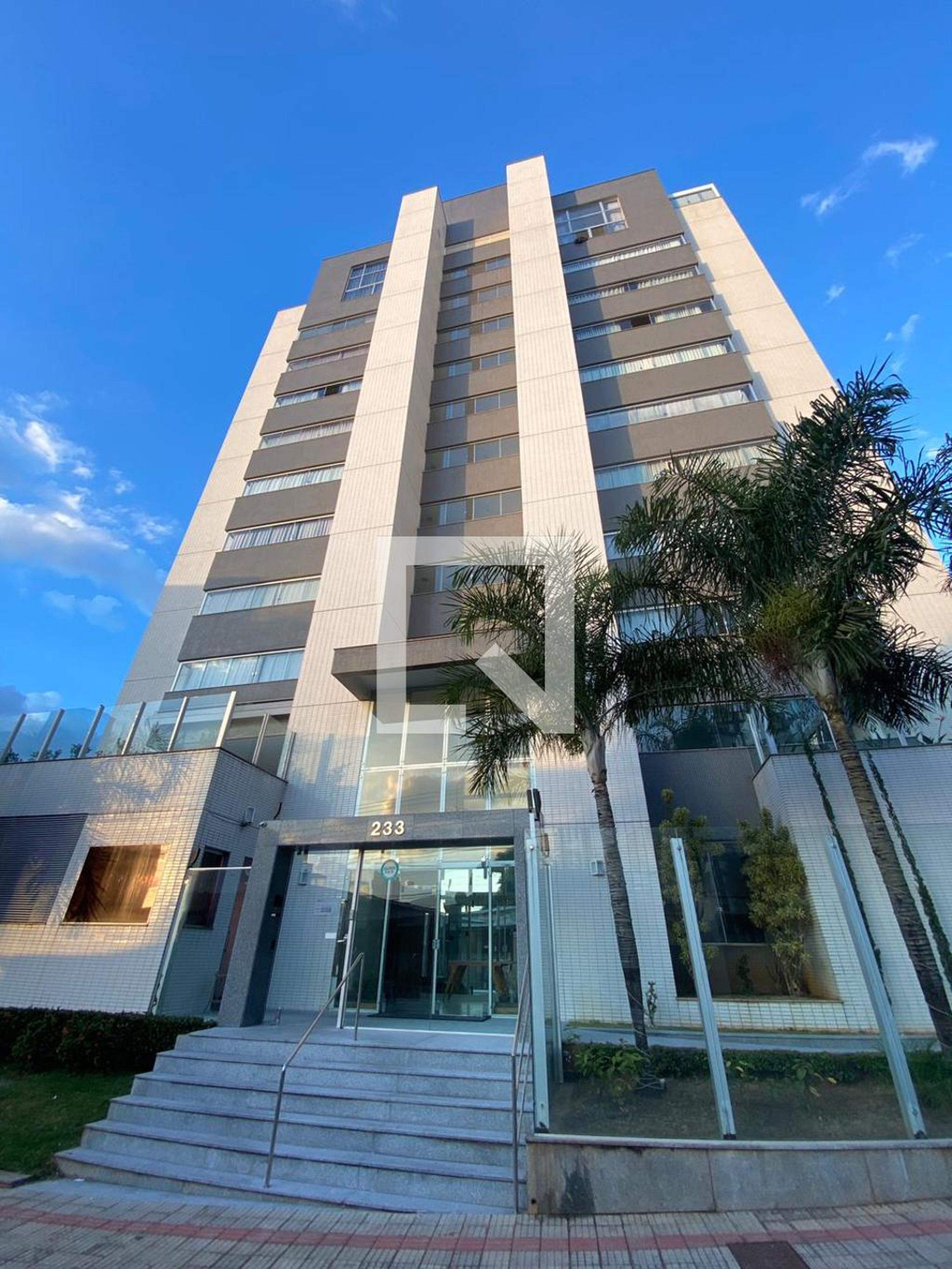 Fachada Condomínio em Rua Armindo Chaves, 233