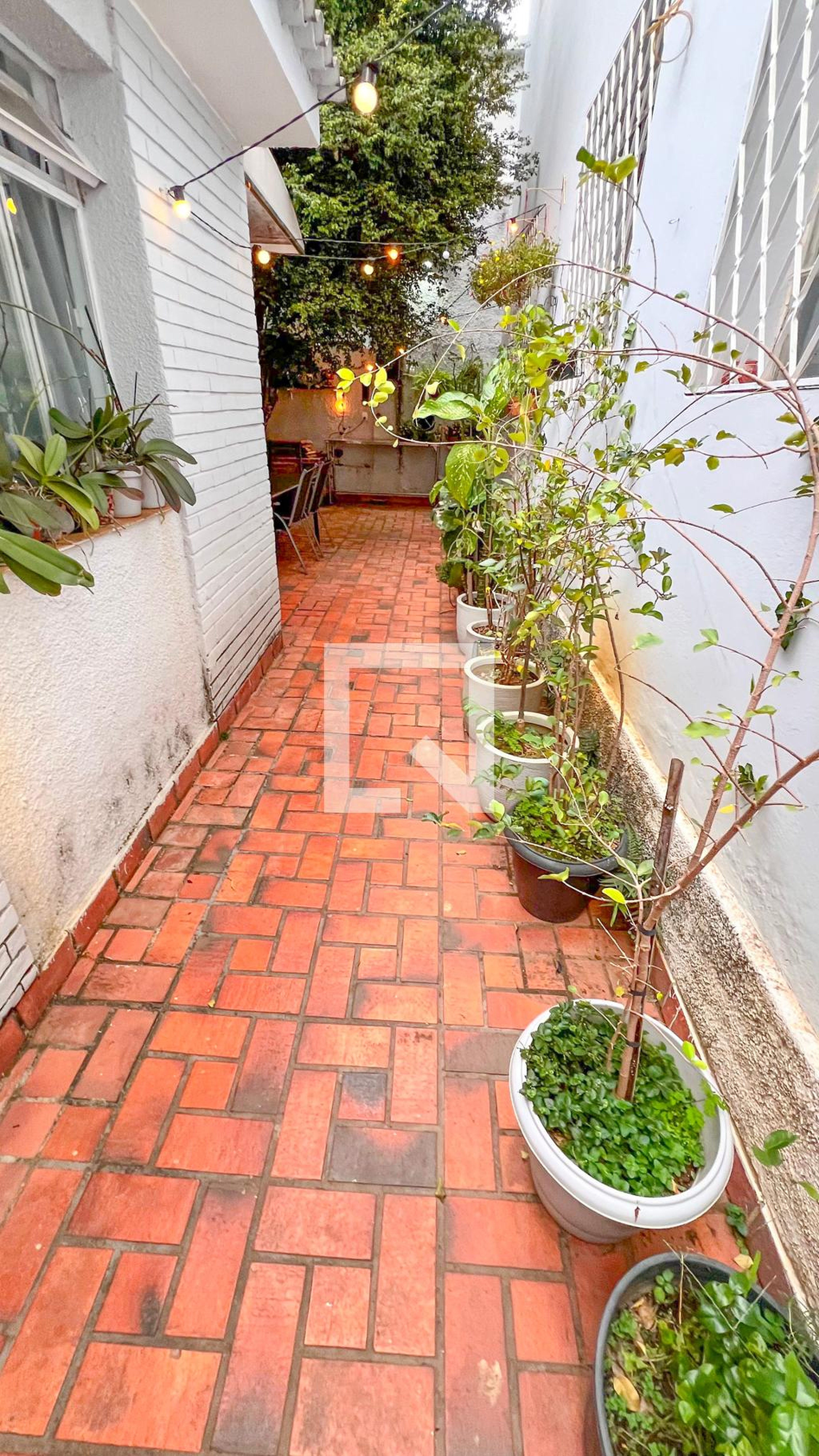 Área Externa Condomínio em Rua Carlos Gomes, 114