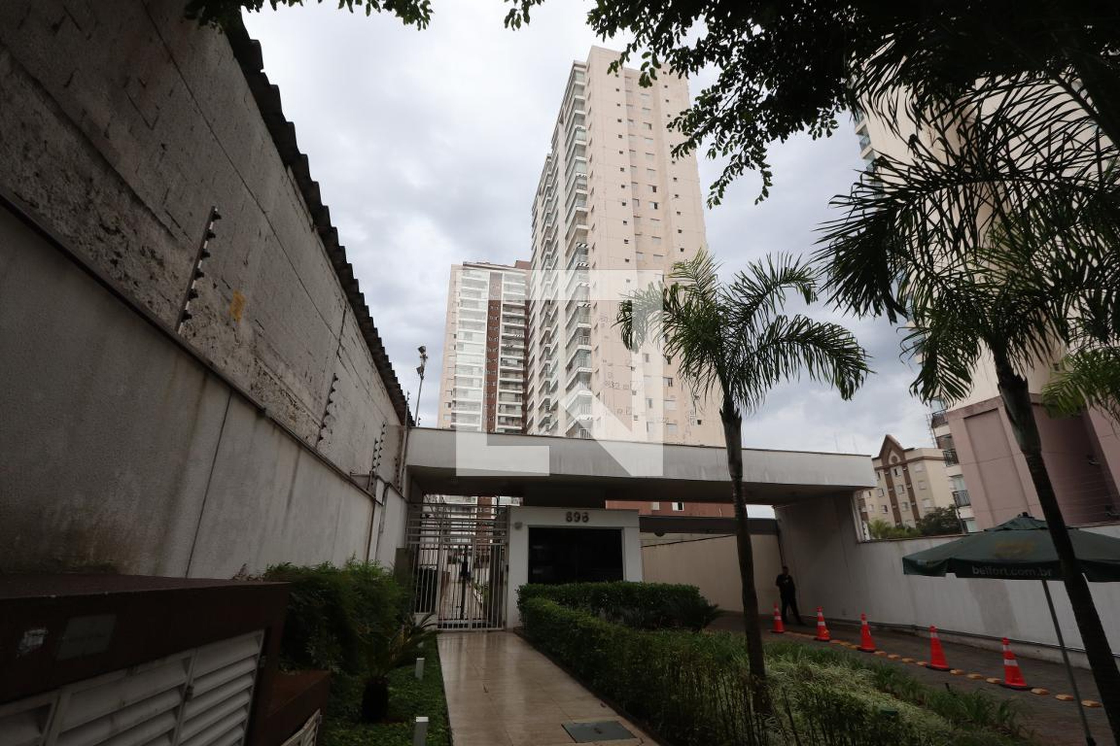 Fachada do condomínio Condomínio Fantastique