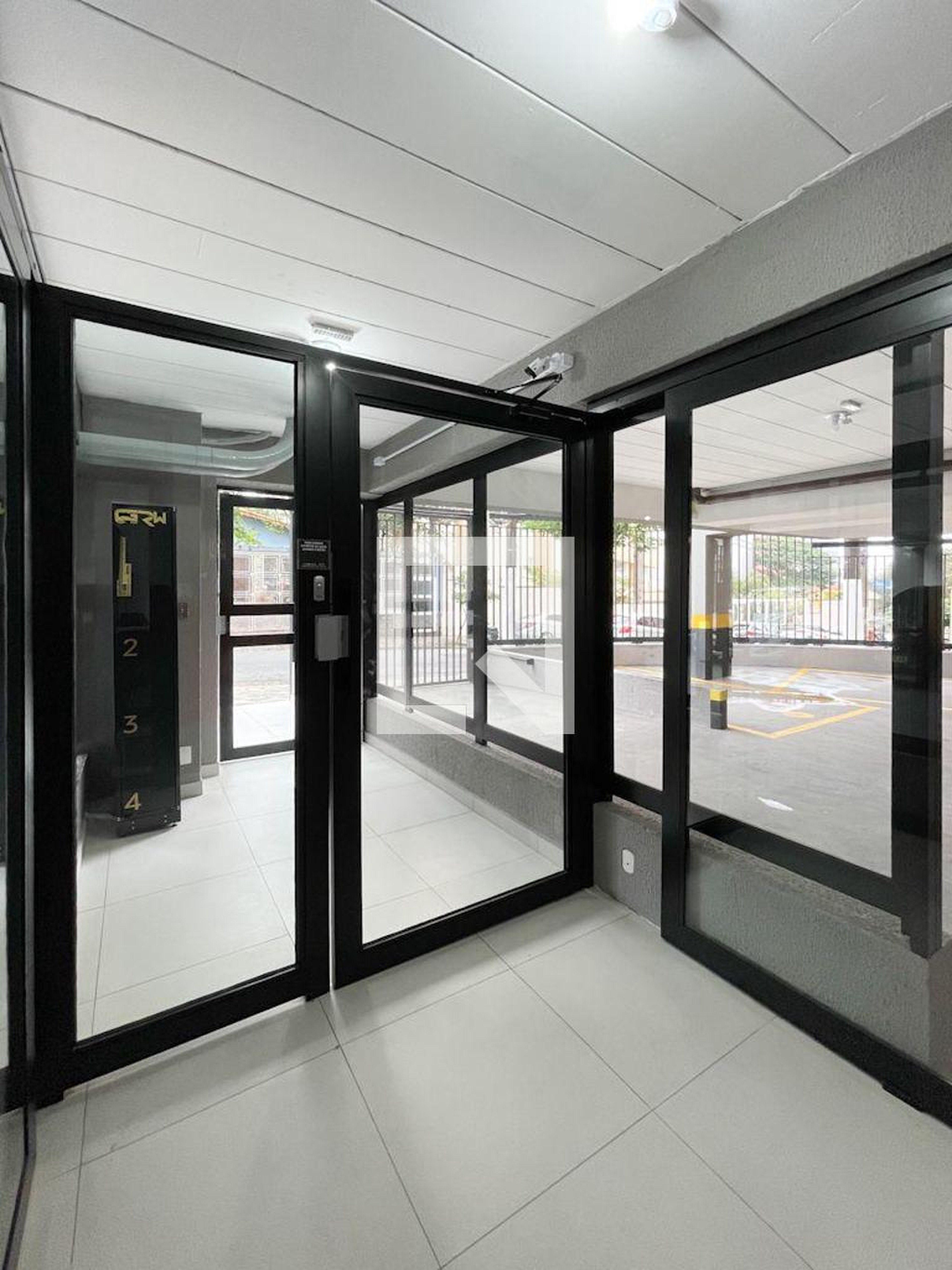 Hall de Entrada - Unique Vertticom