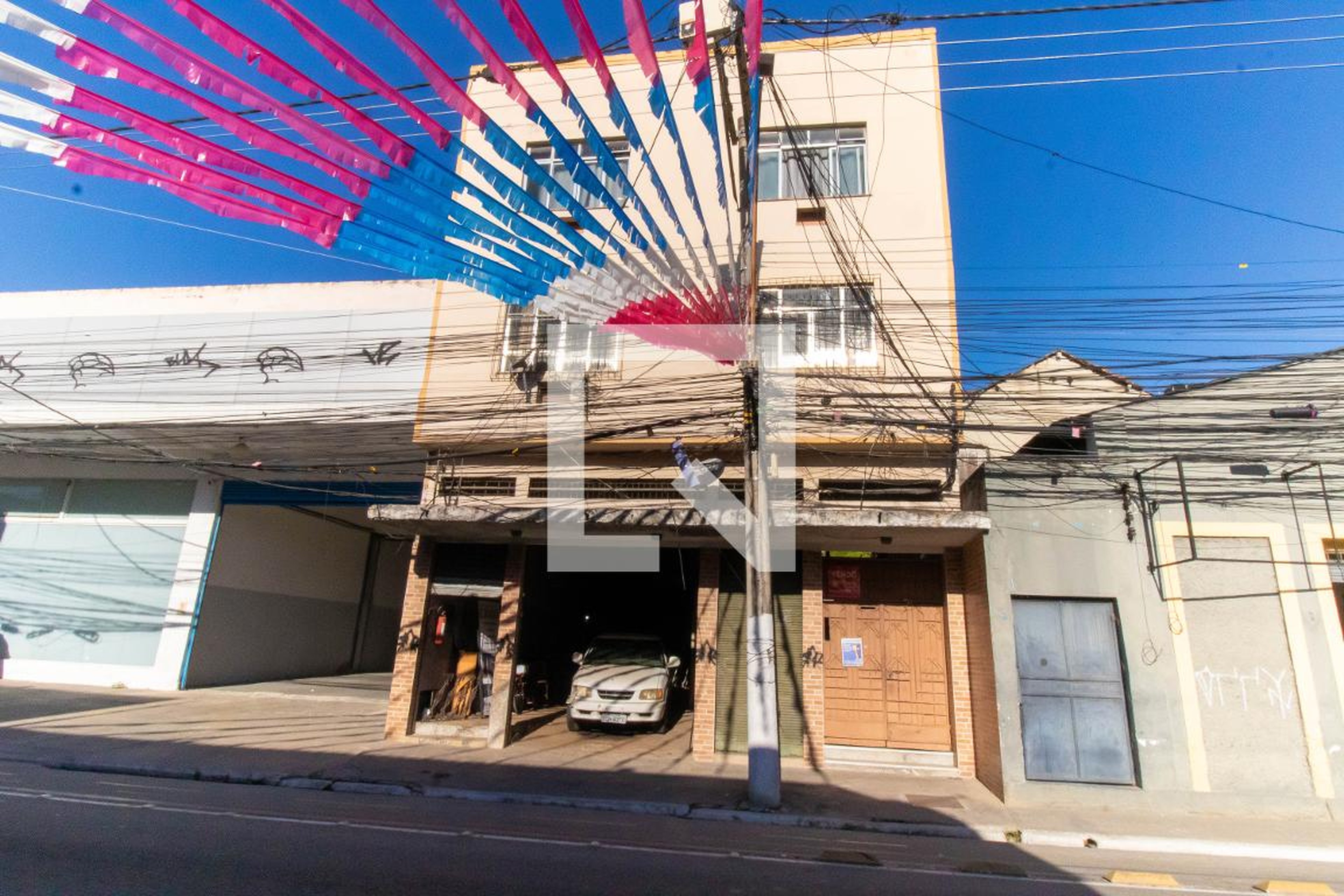 Fachada Condomínio em Rua São Lourenço, 176