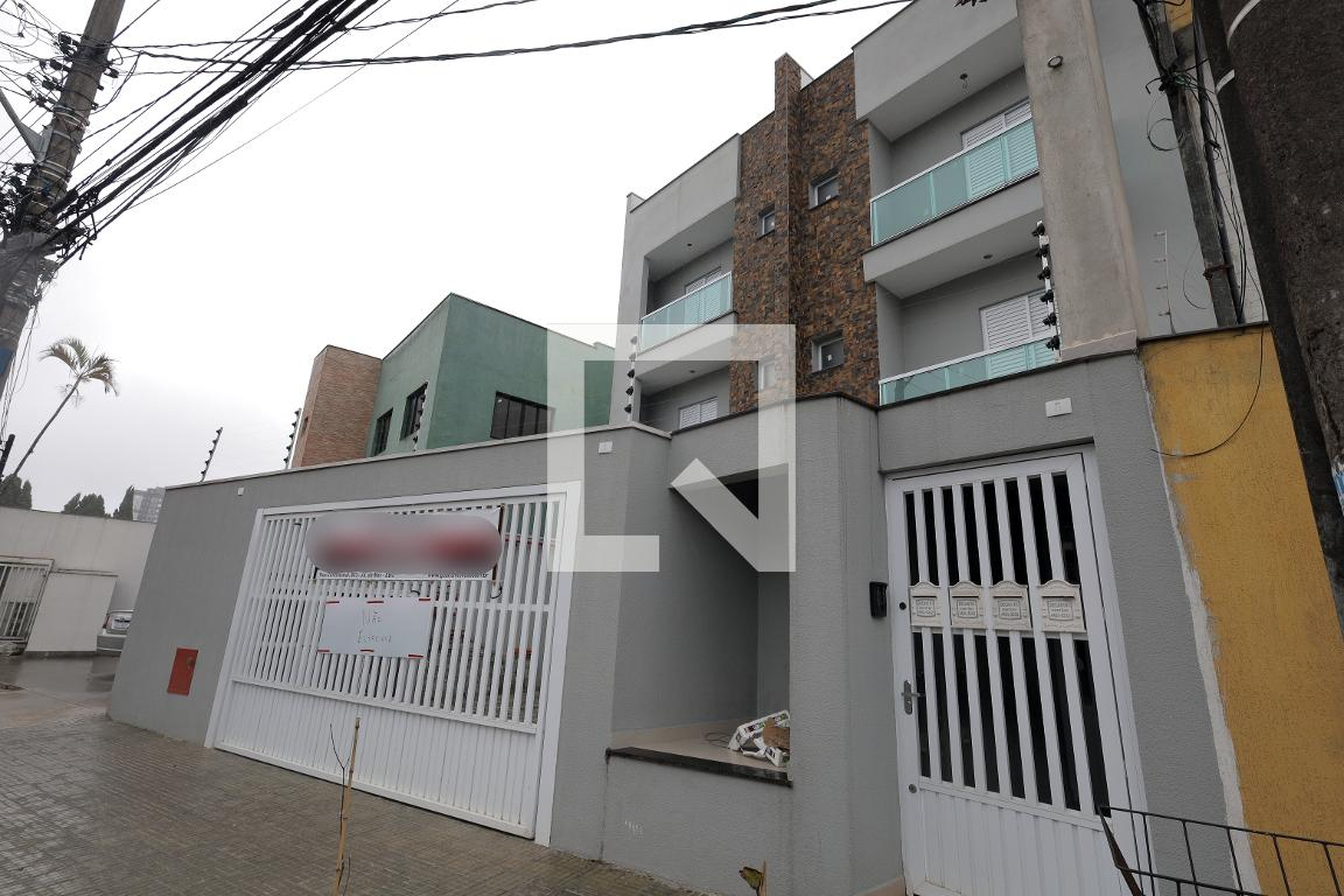 Fachada Condomínio em Rua Javri, 316