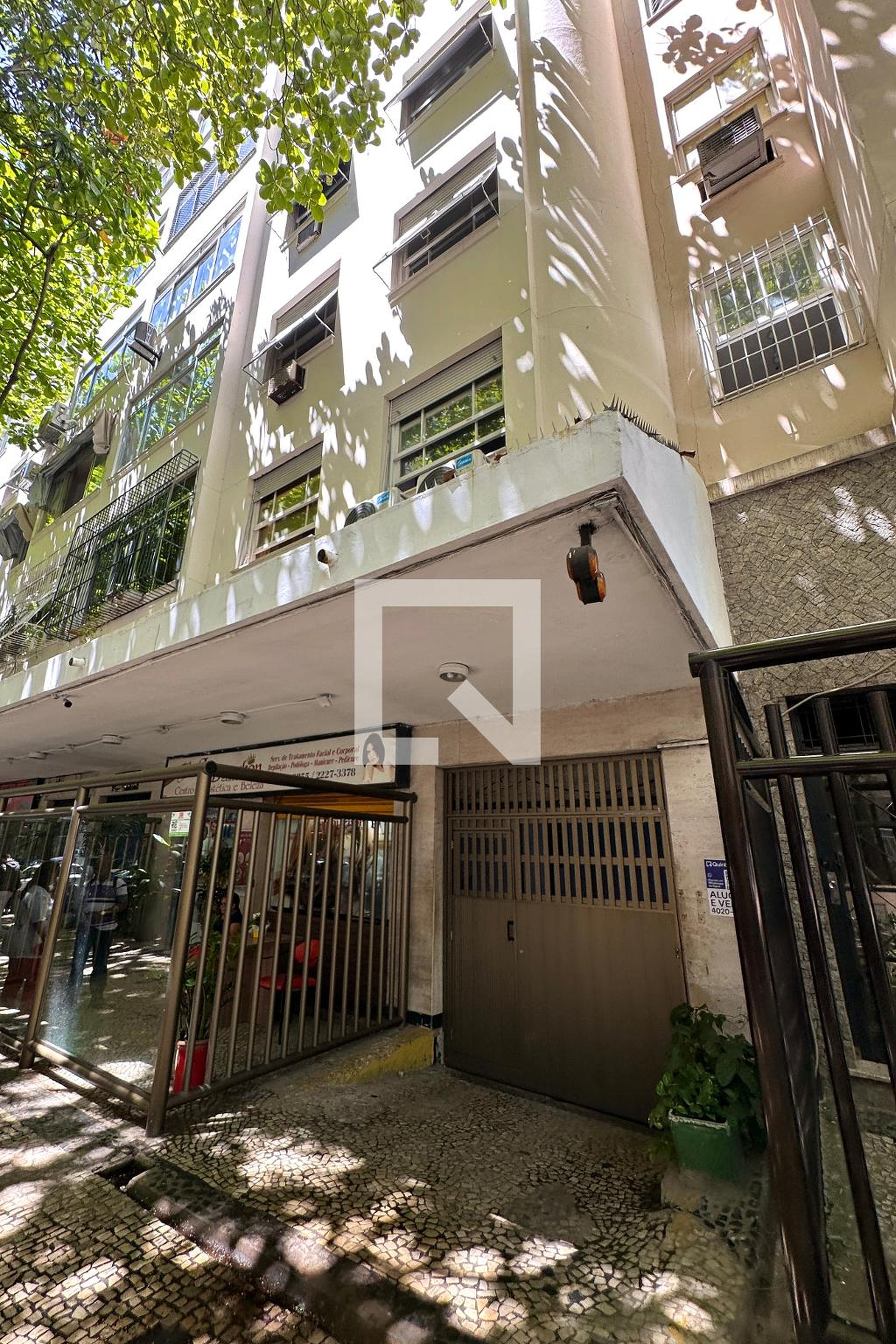 Fachada Condomínio em Rua Conselheiro Lafaiete, 104