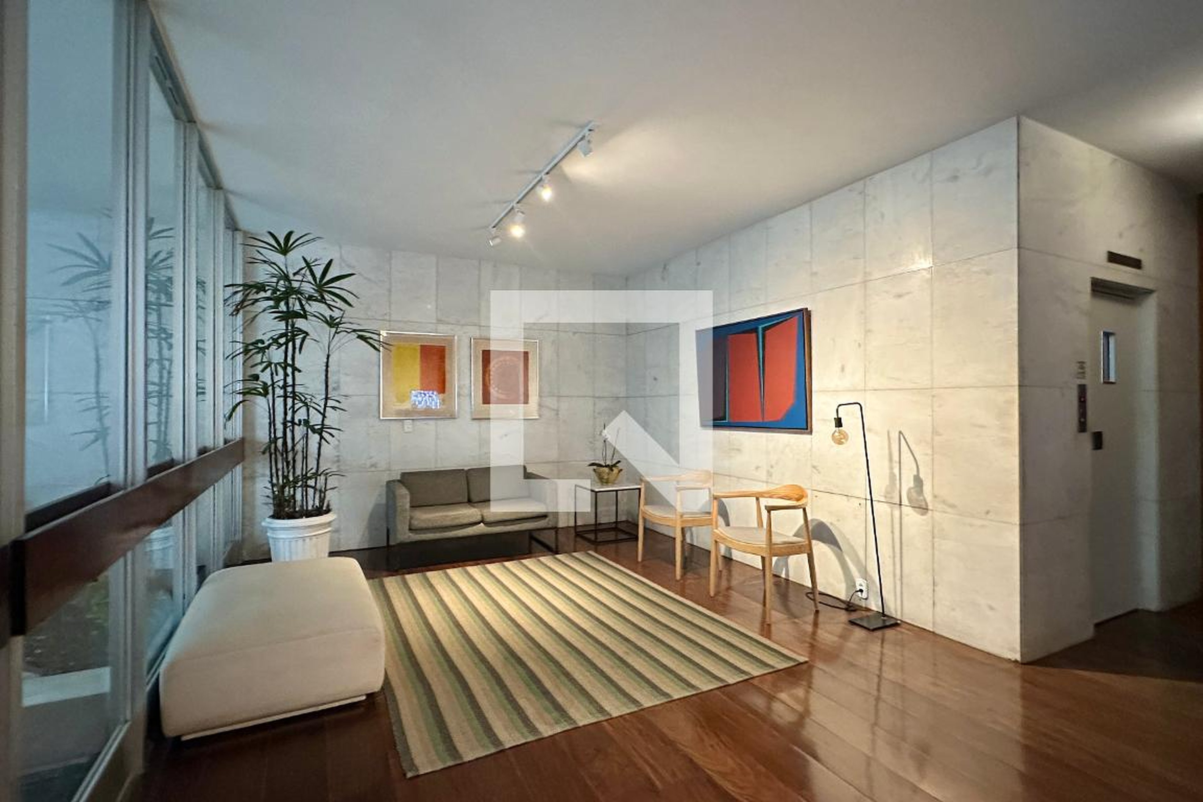 Hall de Entrada - Edifício Raymundo Pereira de Magalhães