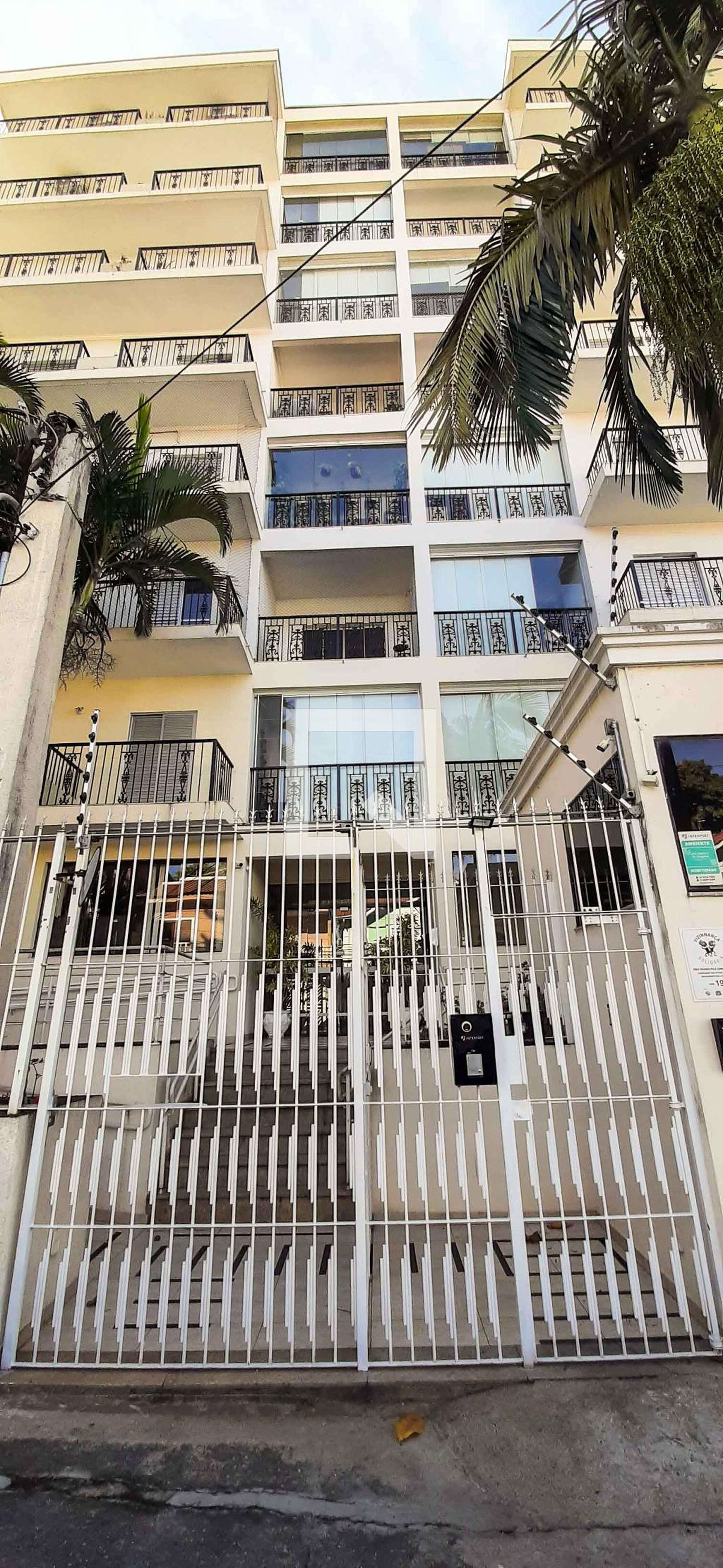 Fachada Condomínio Monte das Oliveiras