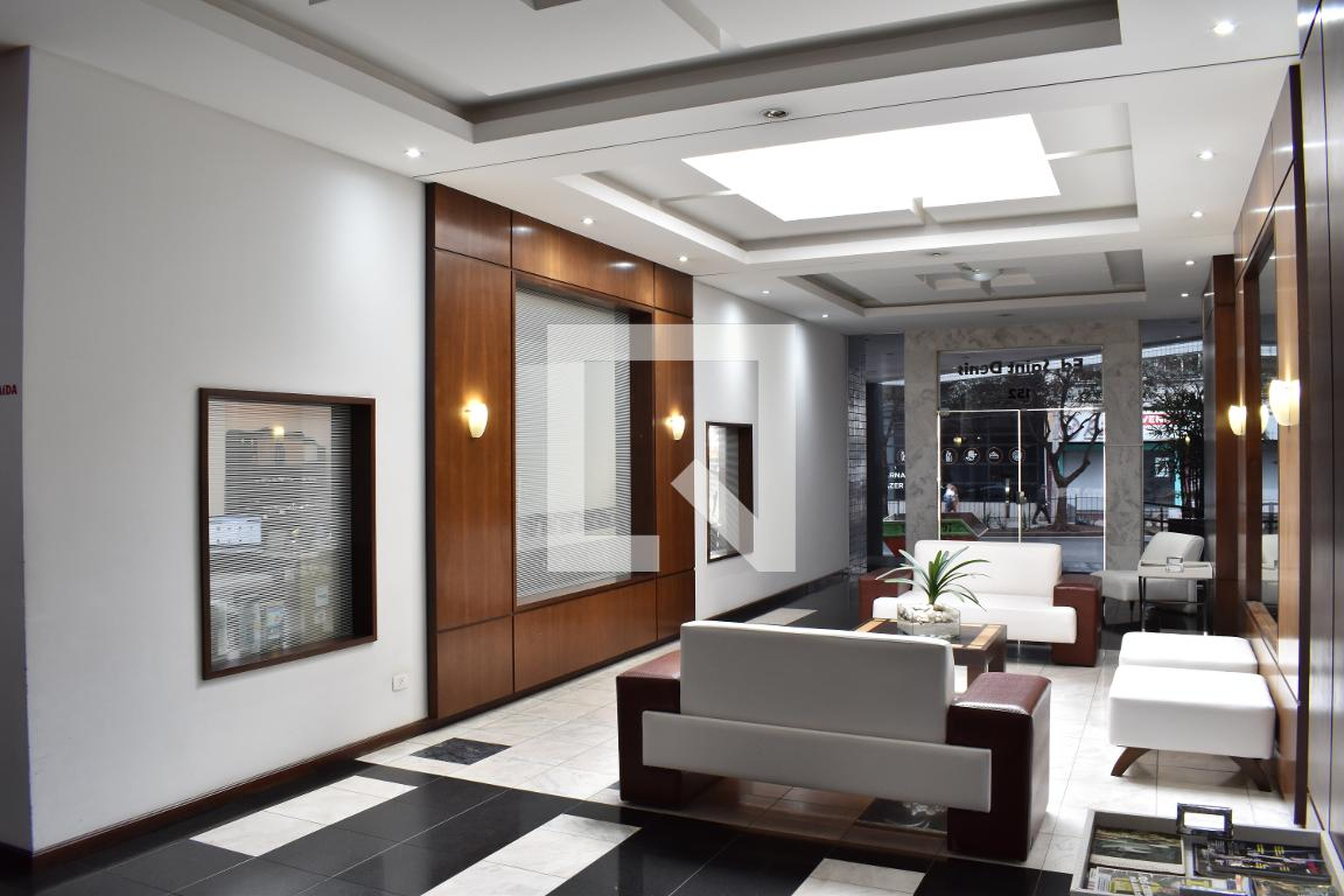 Hall de entrada - Saint Denis