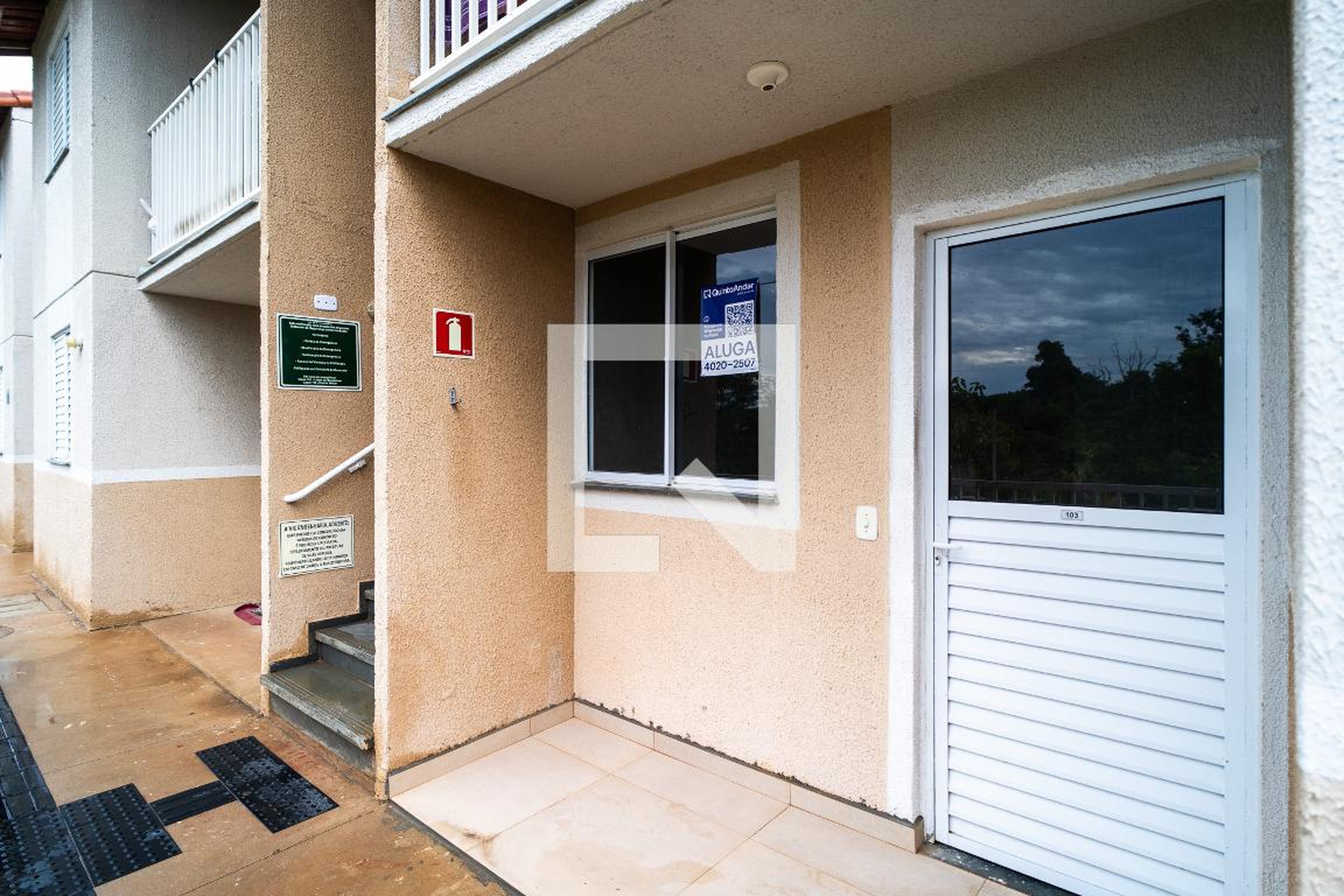 Fachada Condomínio em Rua Parma, 55