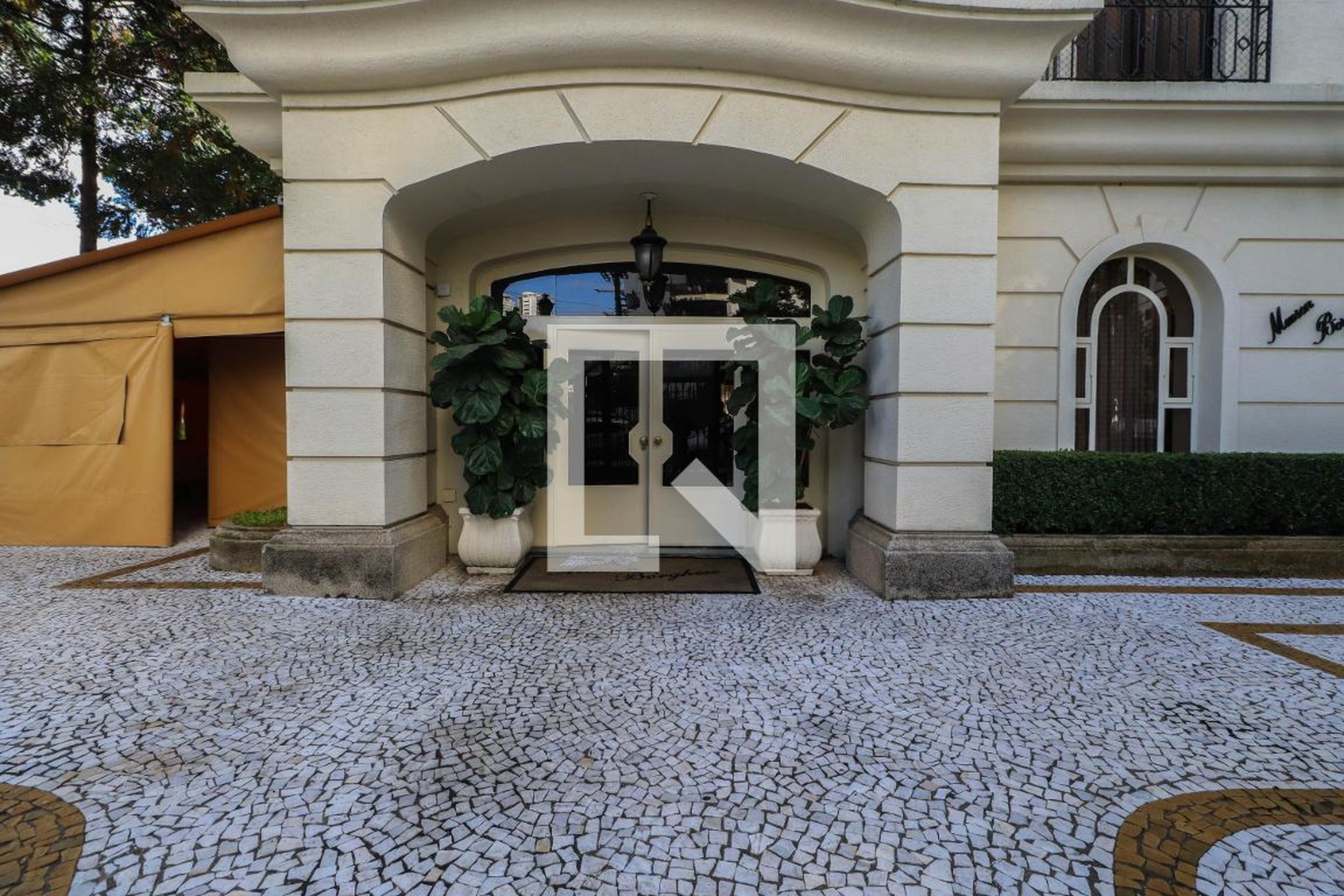 Entrada - Maison Borghese