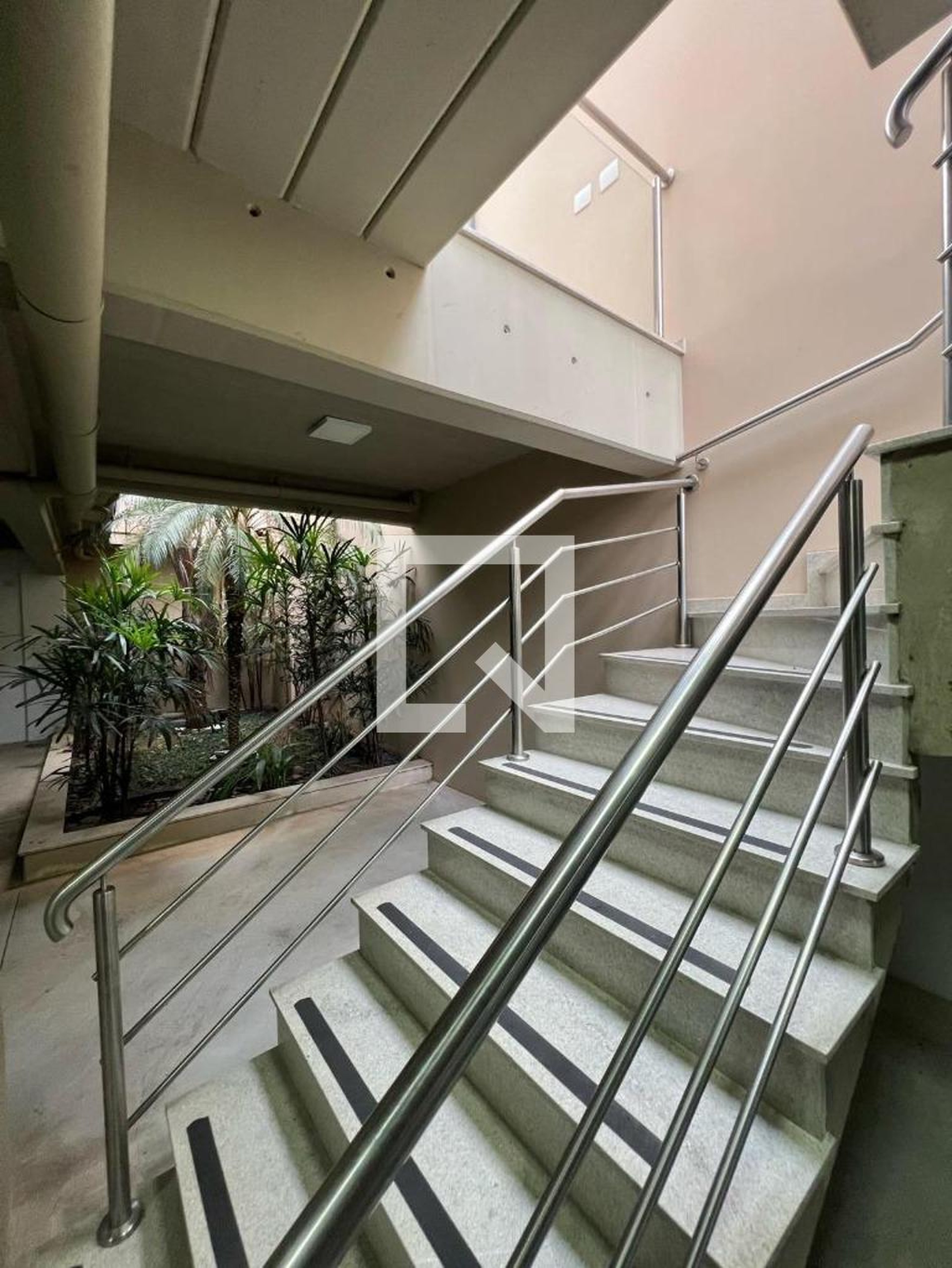 Condominio Condomínio em Rua Tamuanas, 210