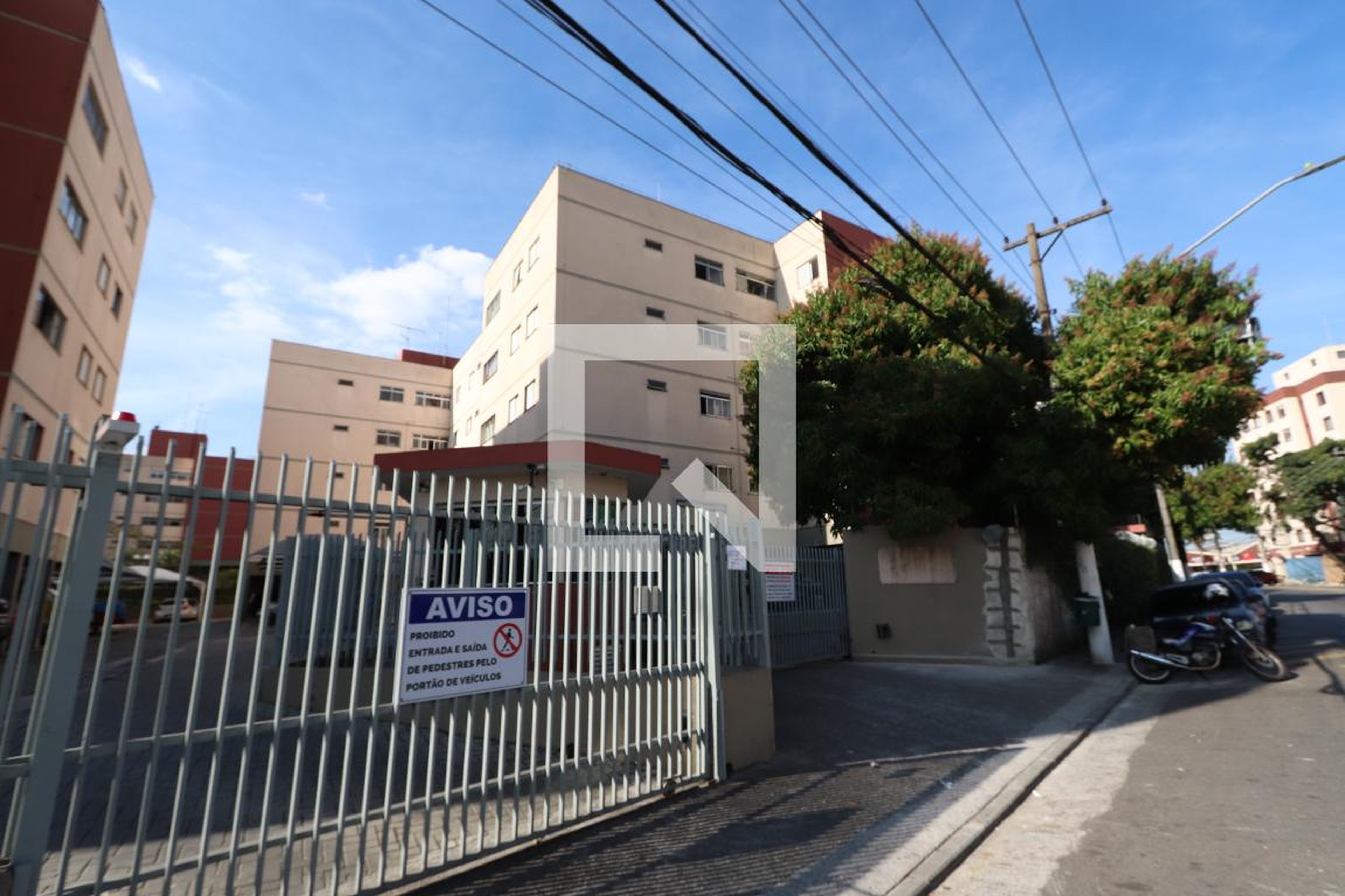 Fachada do condomínio Condomínio Vila Prudente