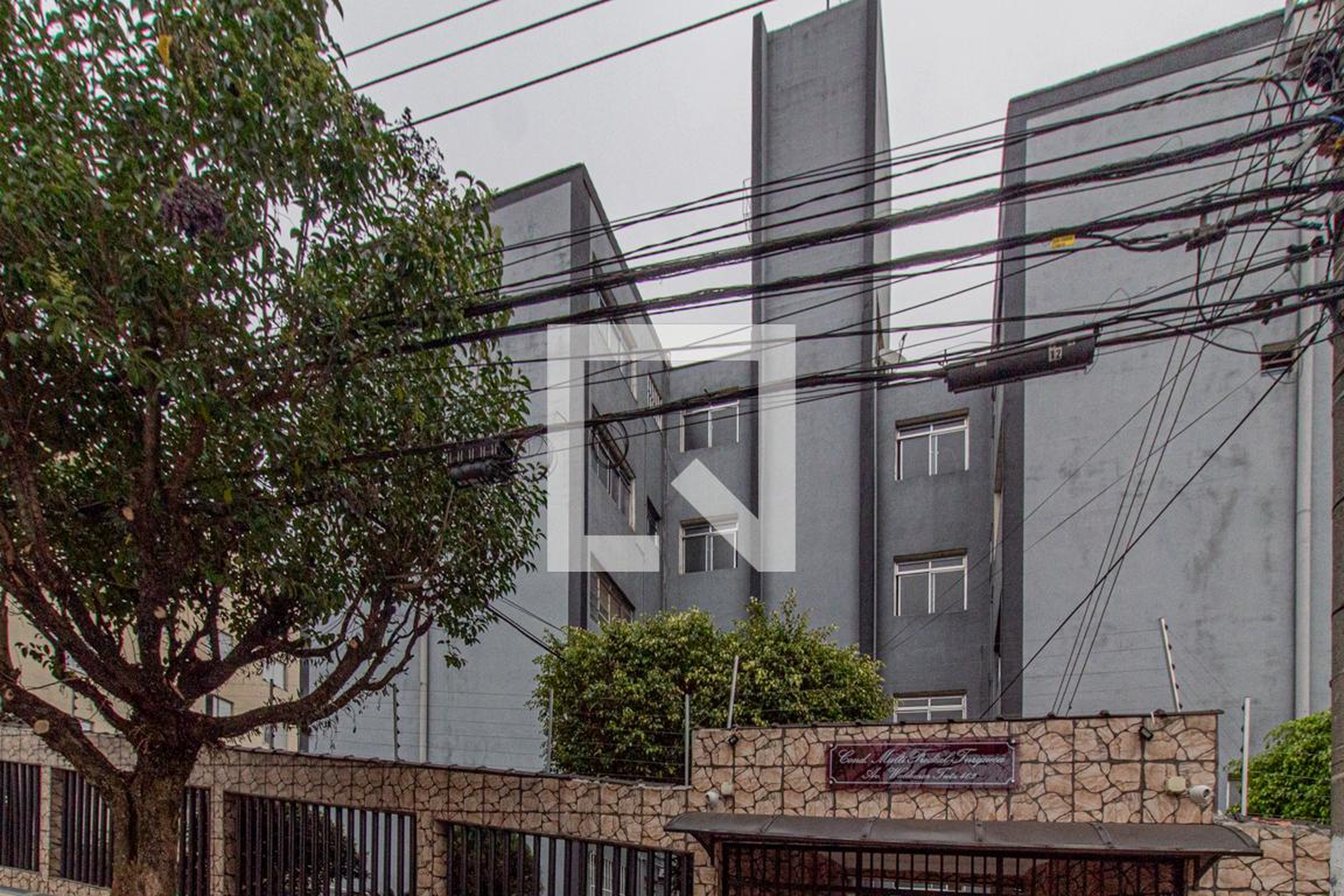 Fachada Condomínio em Avenida Waldemar Tietz, 402