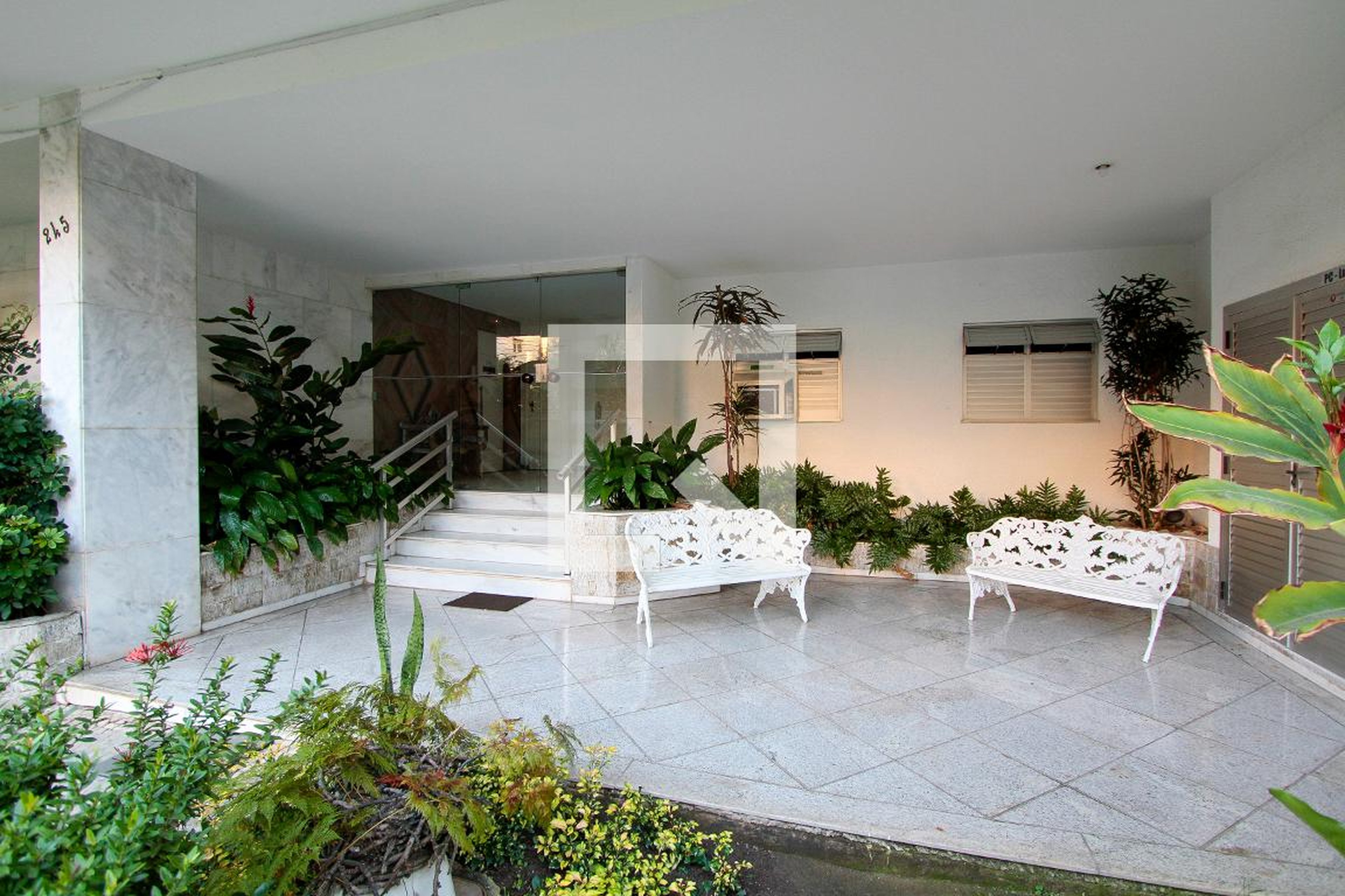 Entrada do prédio - Aldo Bonadei