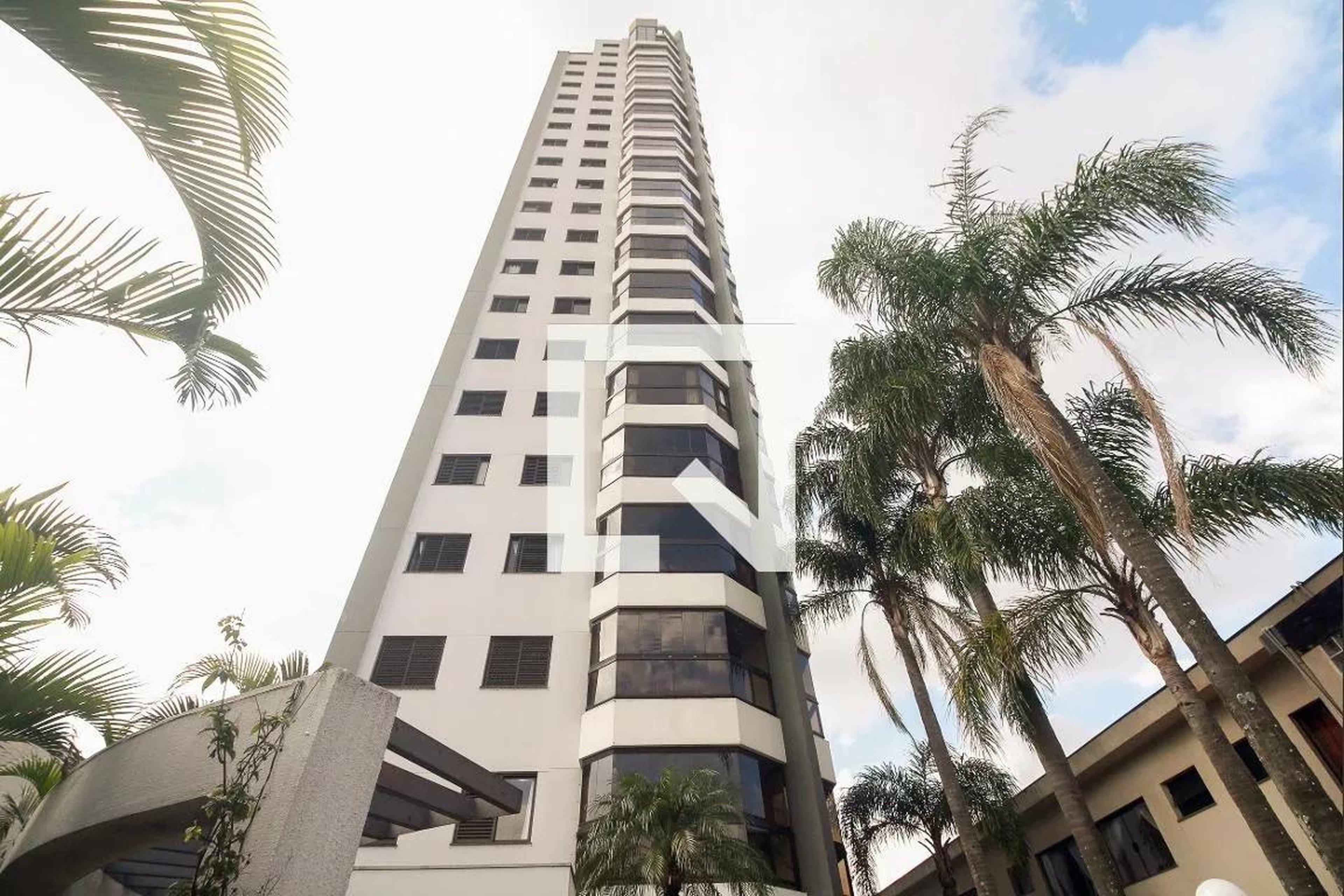 Fachada Condomínio Anália Gold