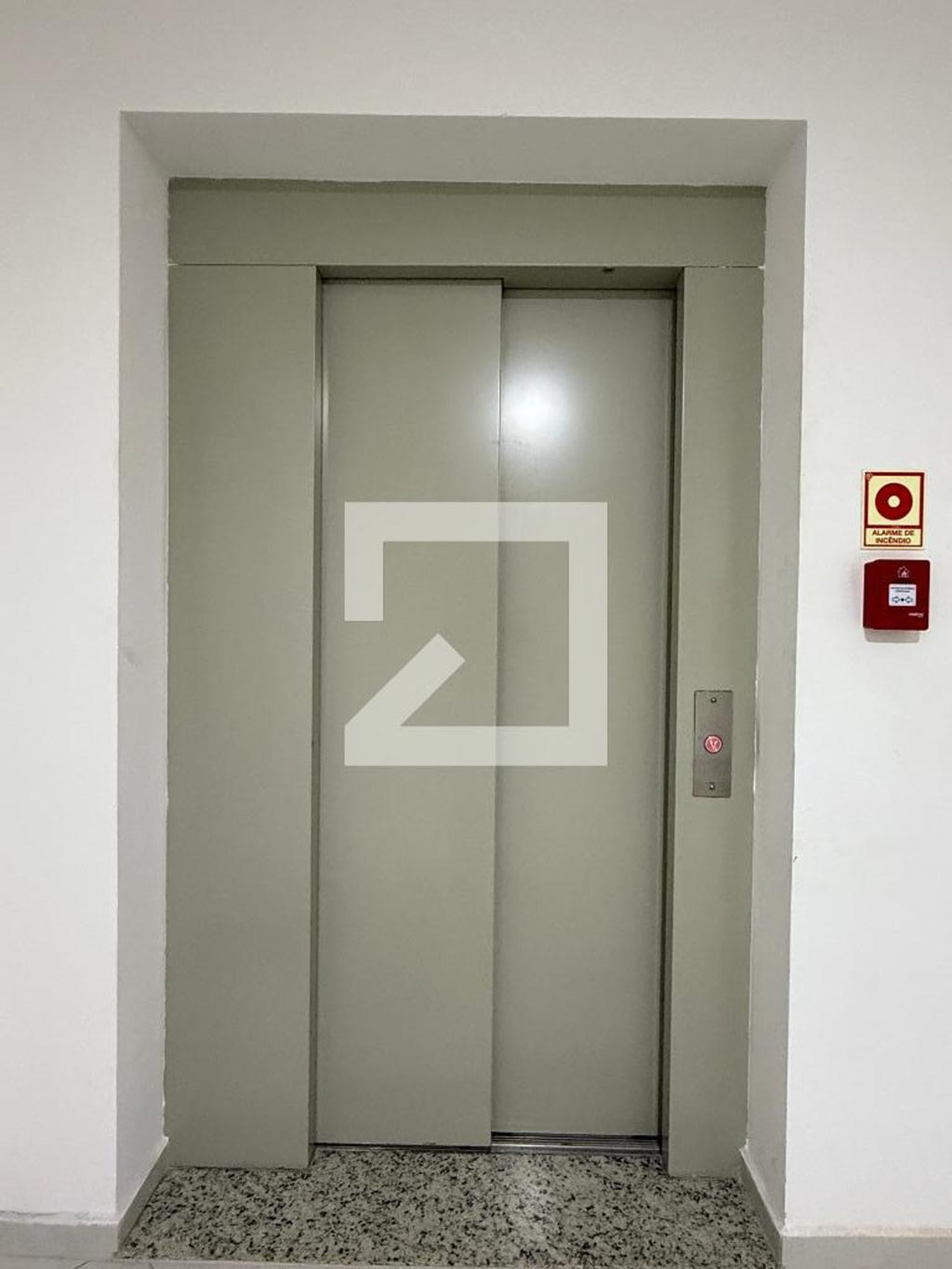 Elevador - Residencial Mônaco