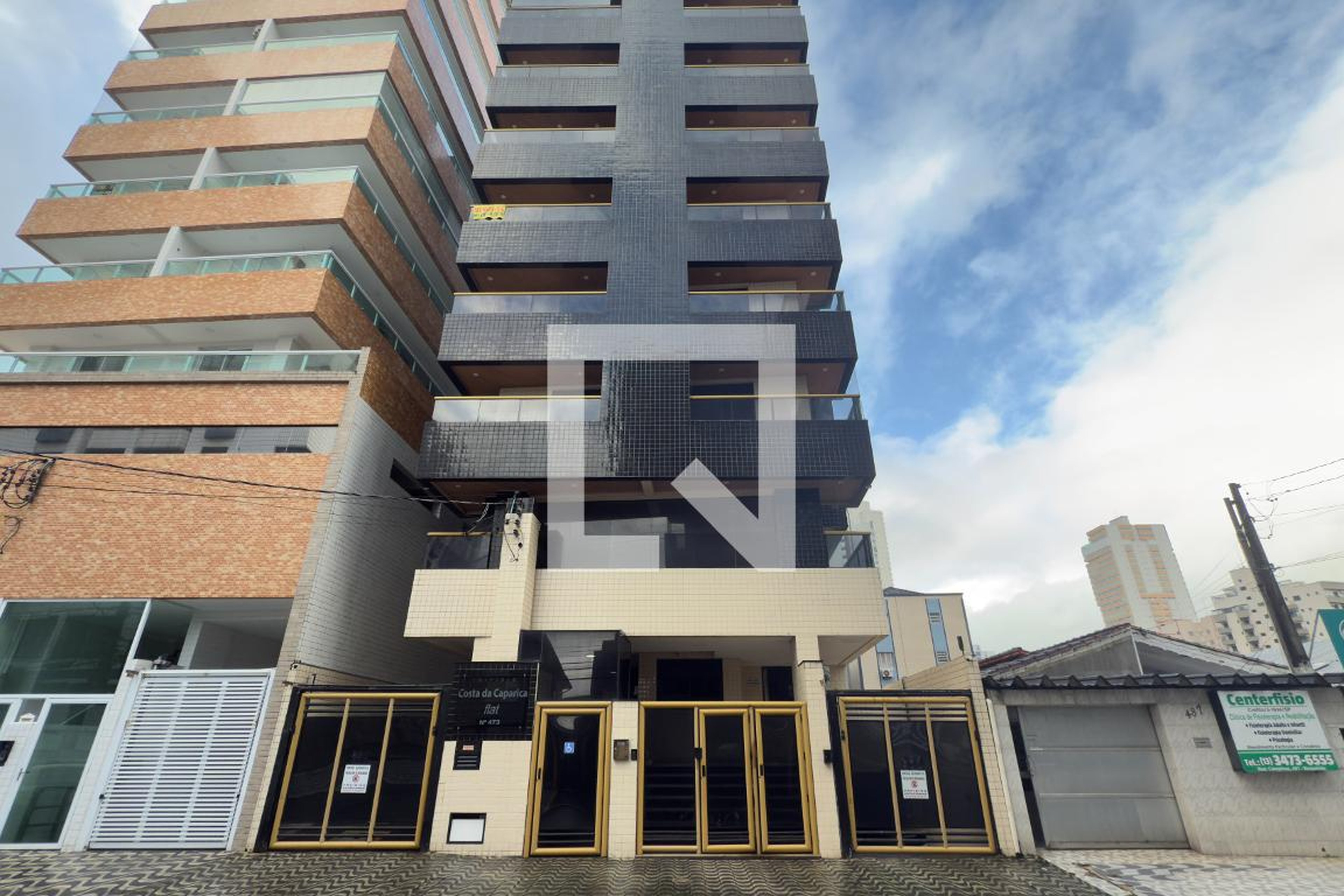 Fachada do Prédio Condomínio em Rua Campinas, 535