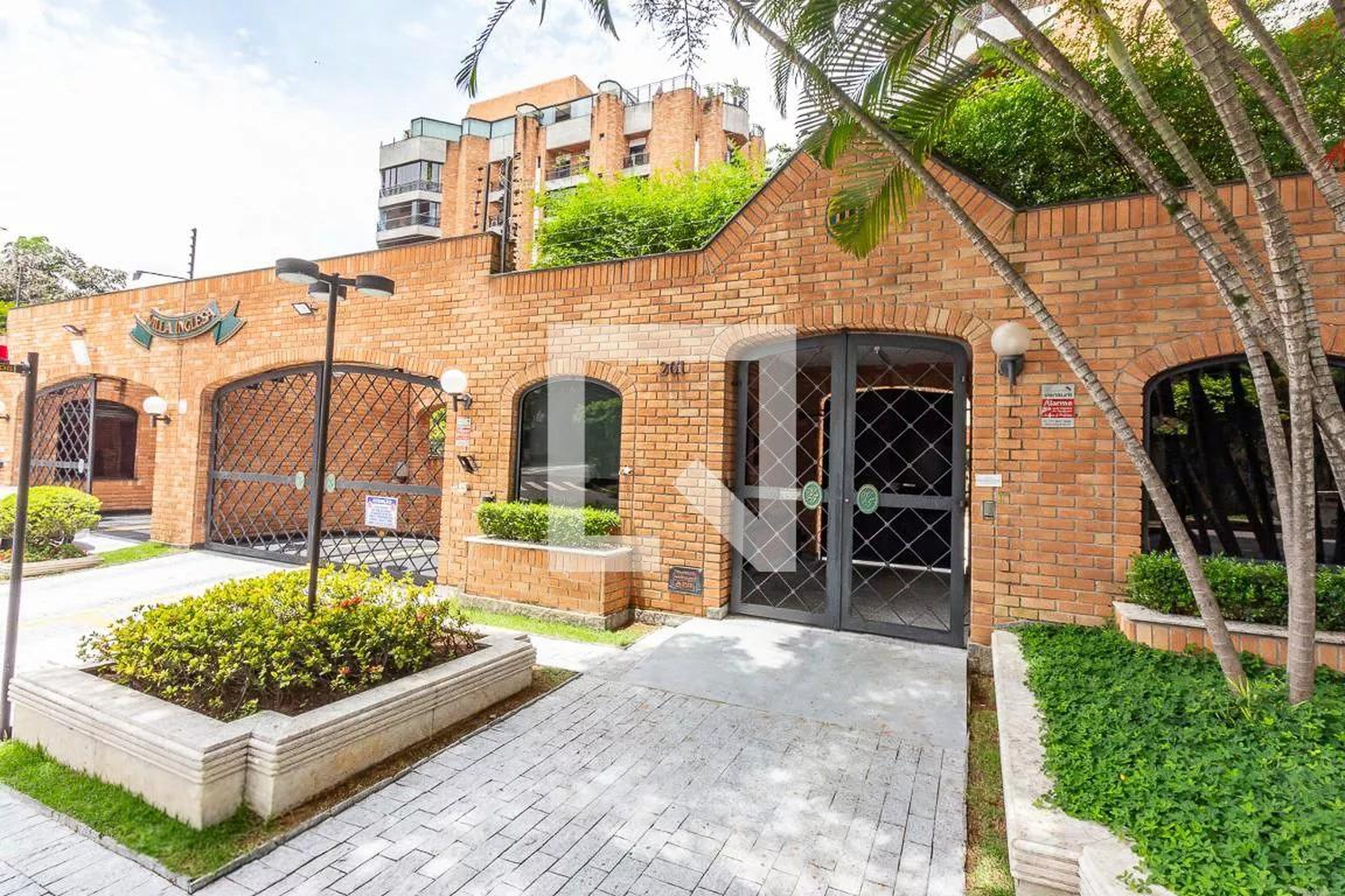 Fachada Condomínio Vila Inglesa II