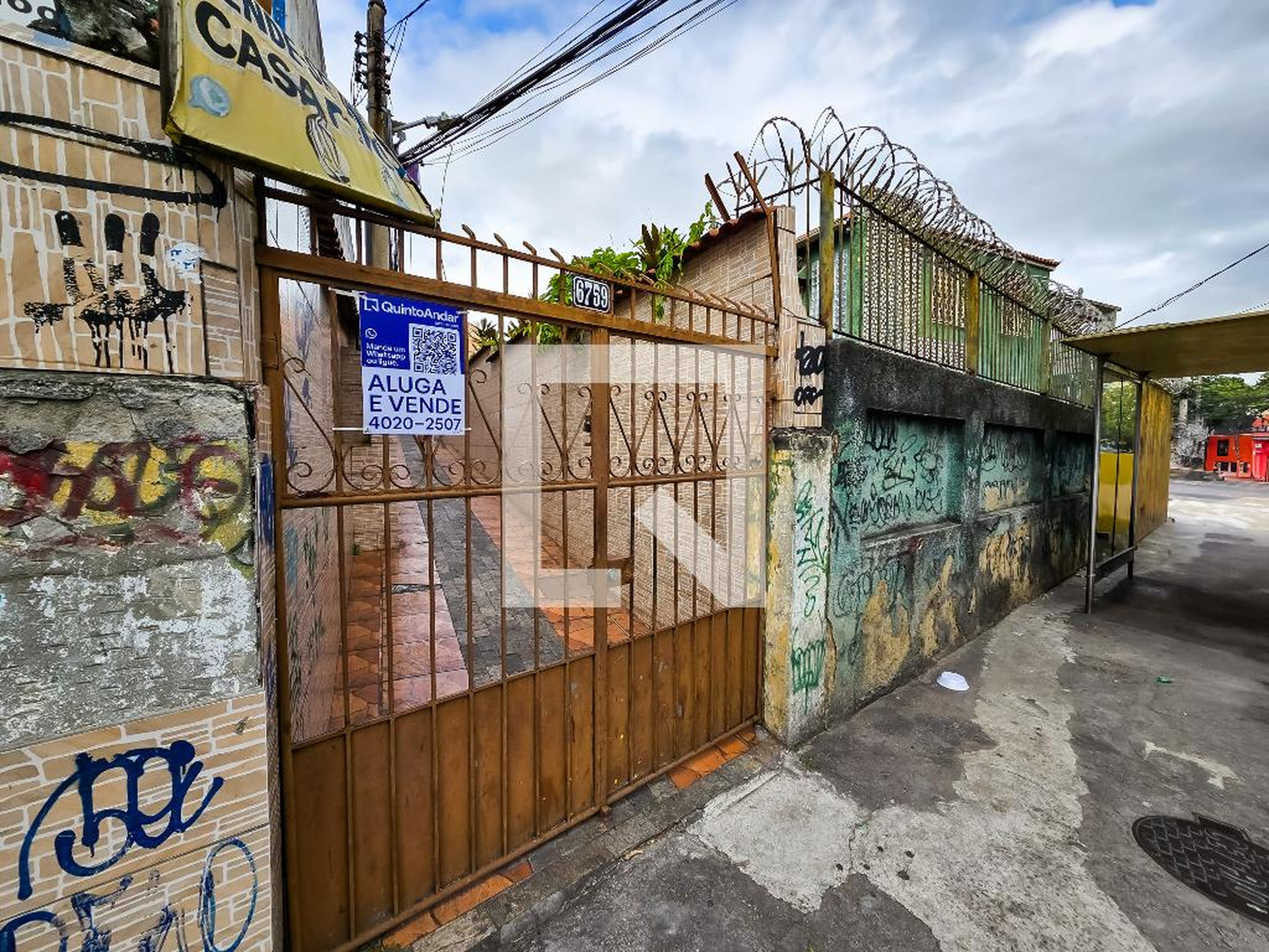 Fachada Condomínio em Avenida Dom Hélder Câmara, 6759