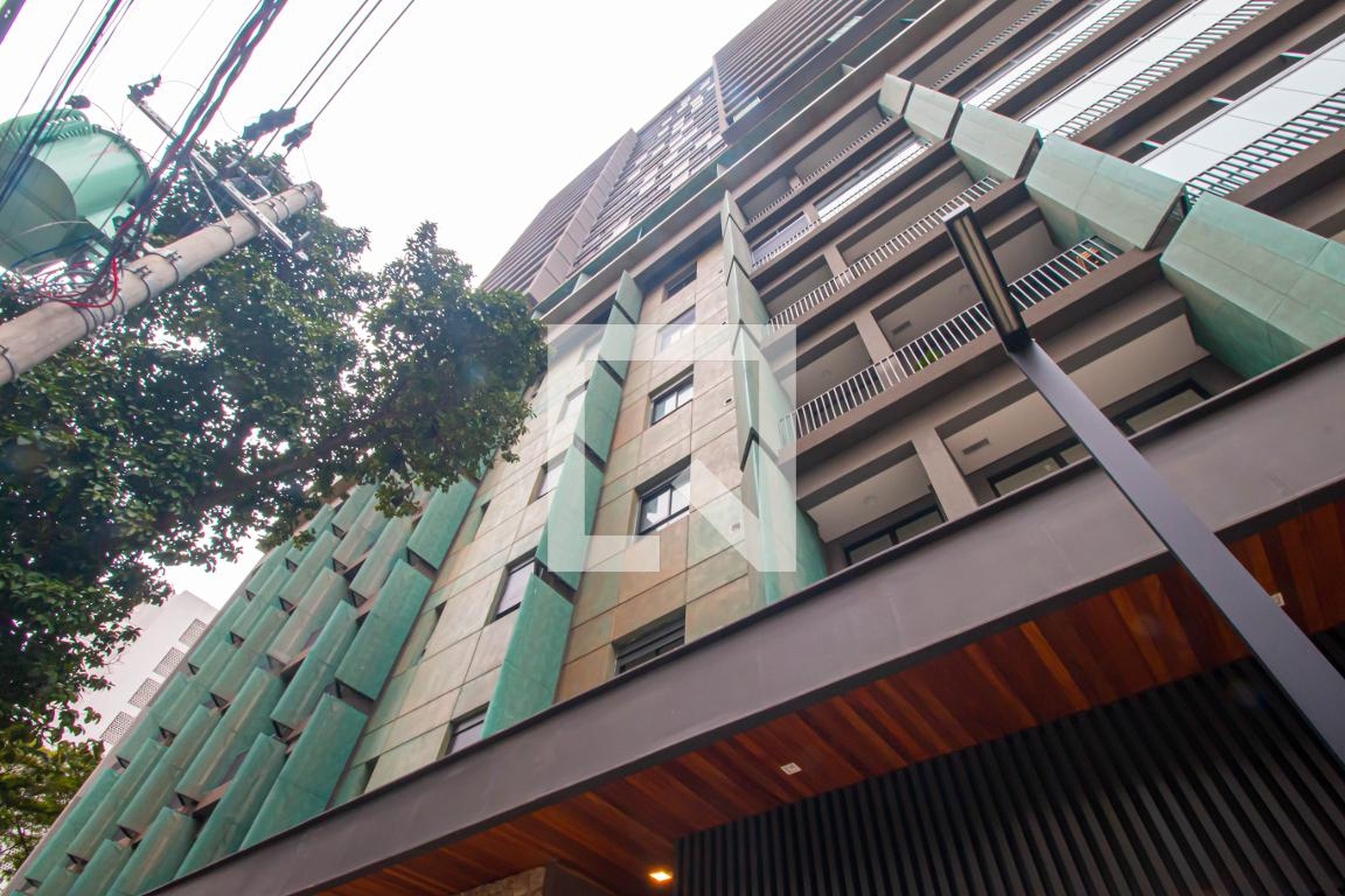 Fachada Condomínio em Rua Senador Milton Campos, 147