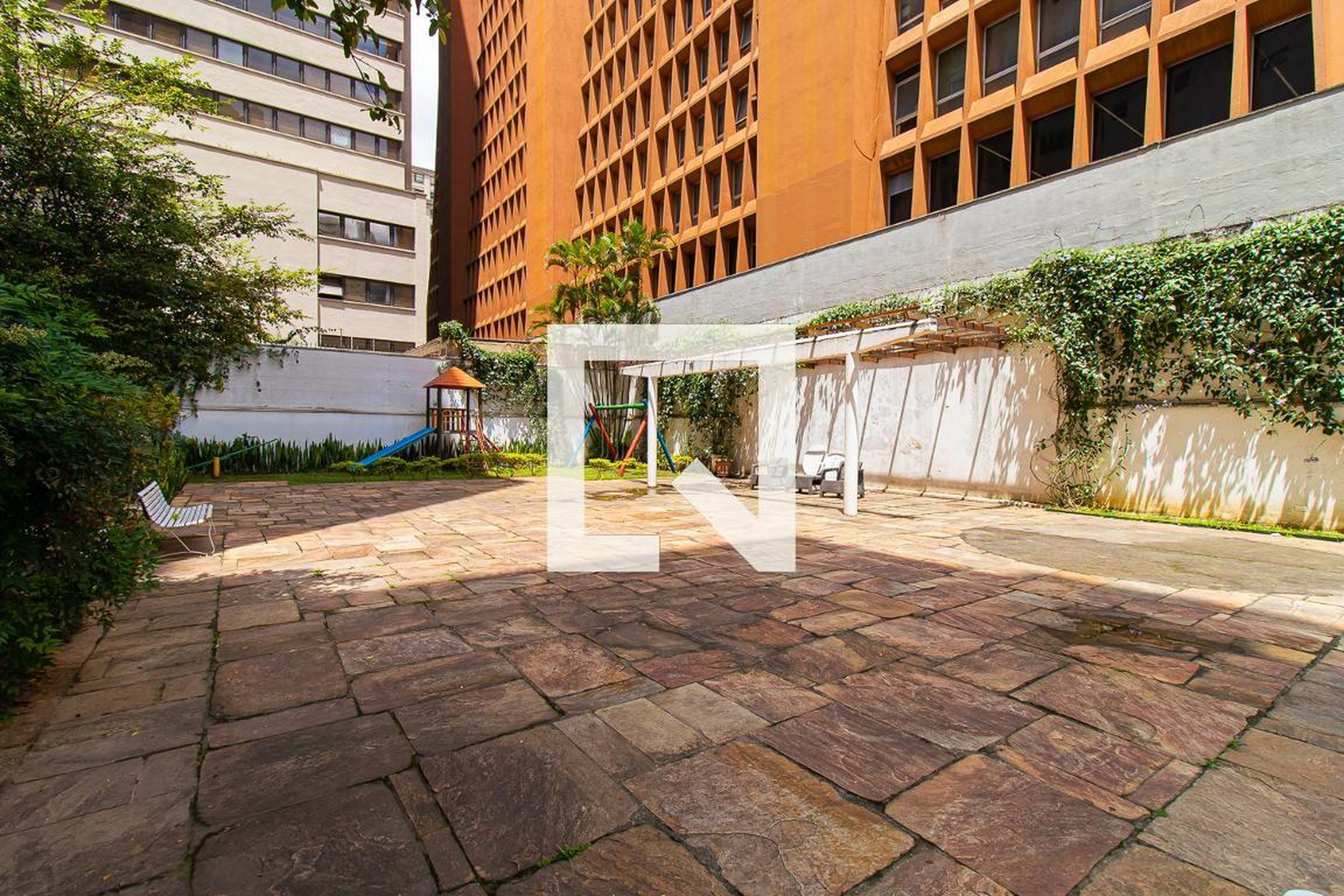 Fachada Condomínio Rosmunda Montemurro