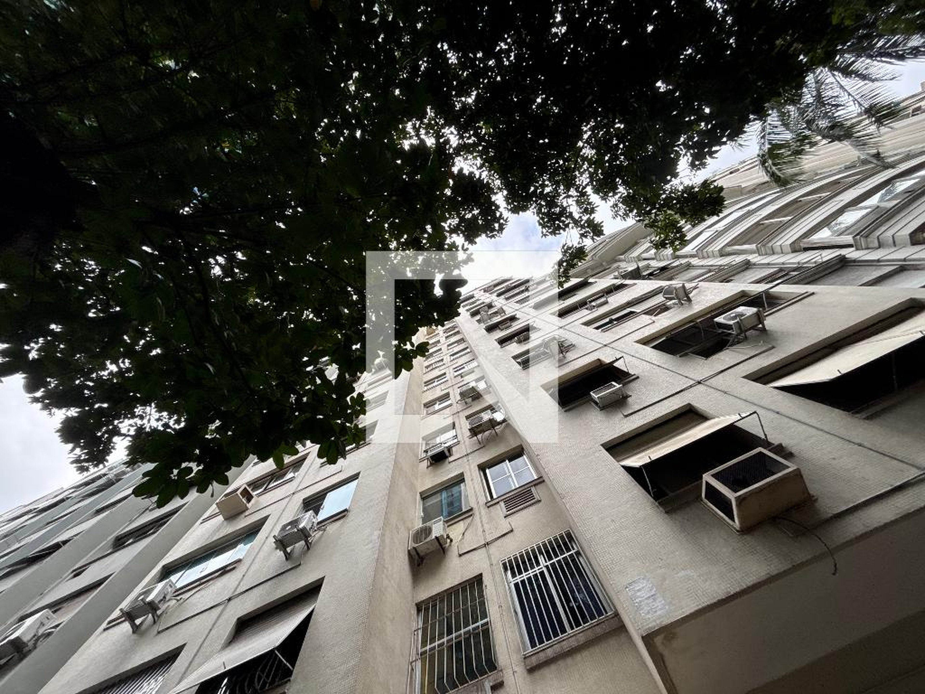 Fachada Condomínio Elizabeth Machado Imoveis