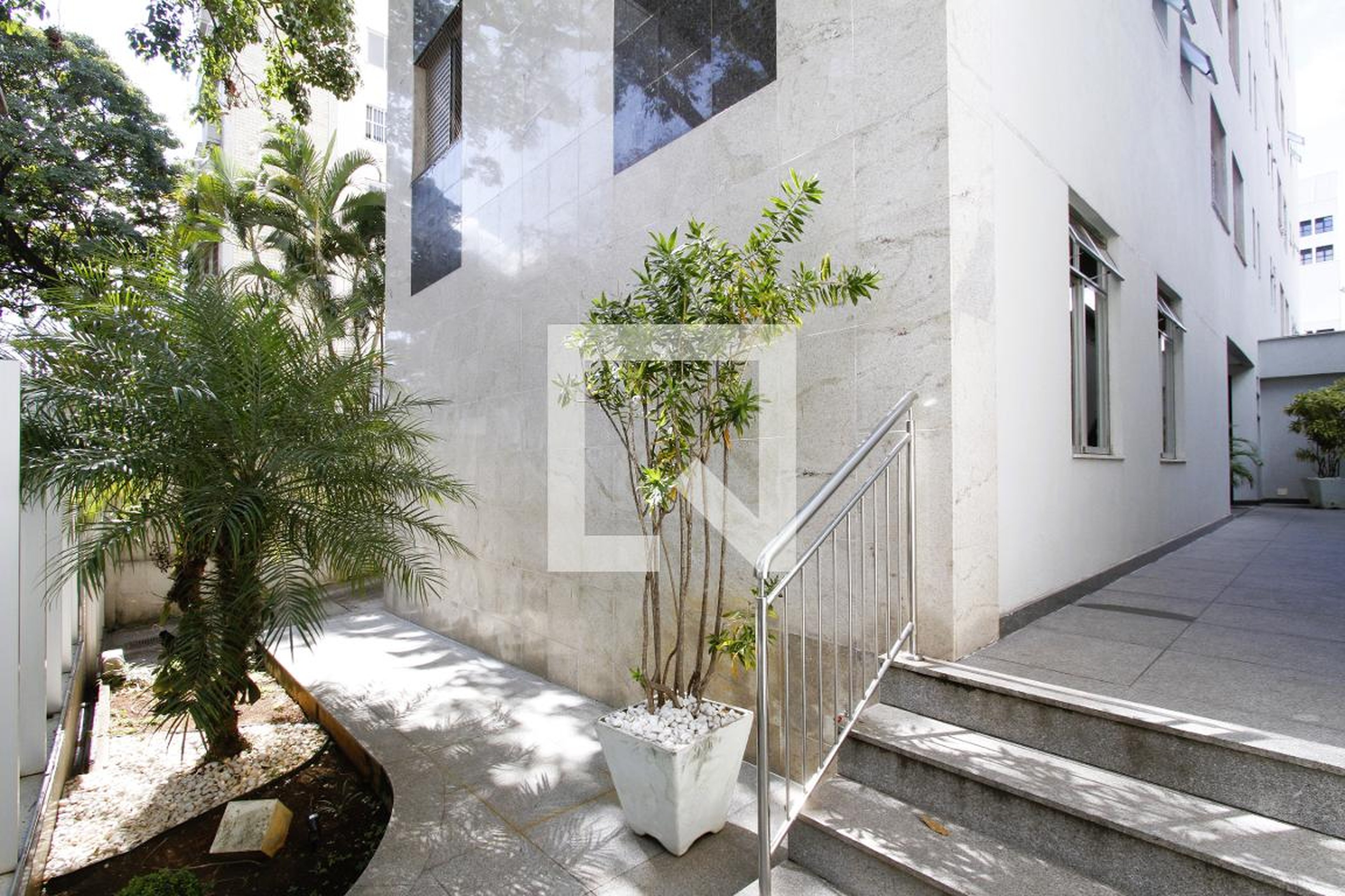 Entrada - Edifício Maria Odila