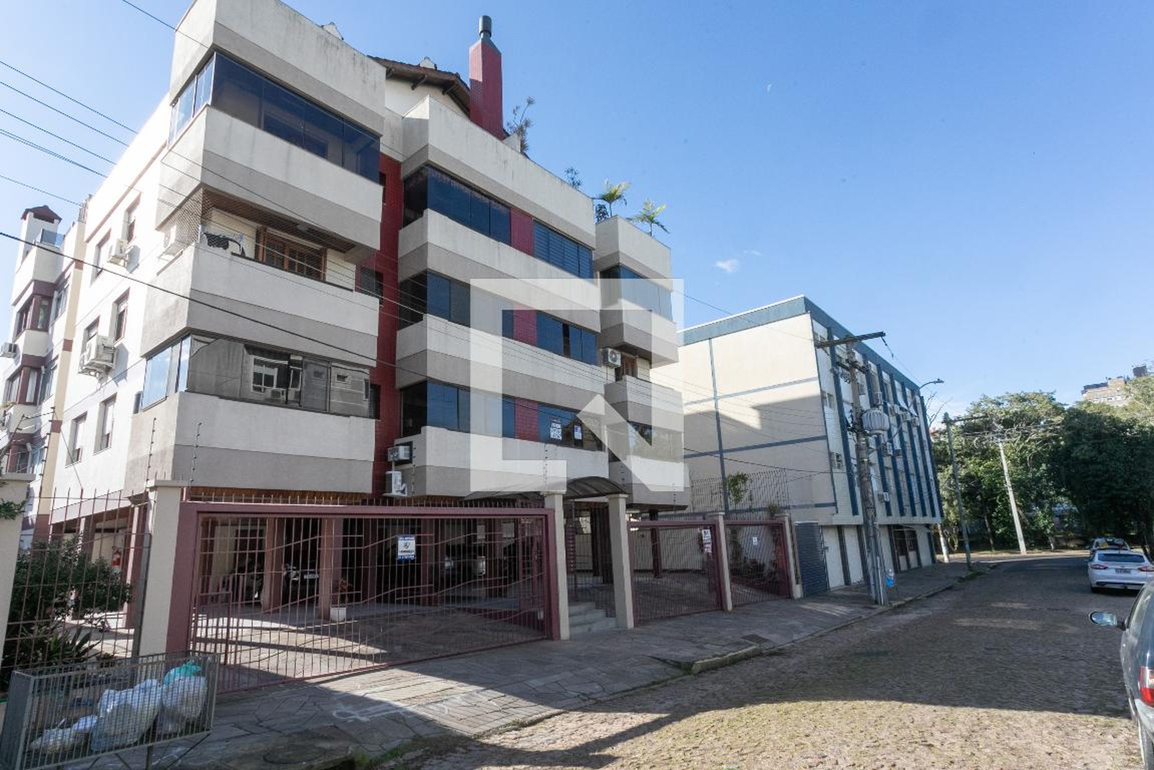 Fachada do Prédio Condomínio em Rua Silva Taváres, 220