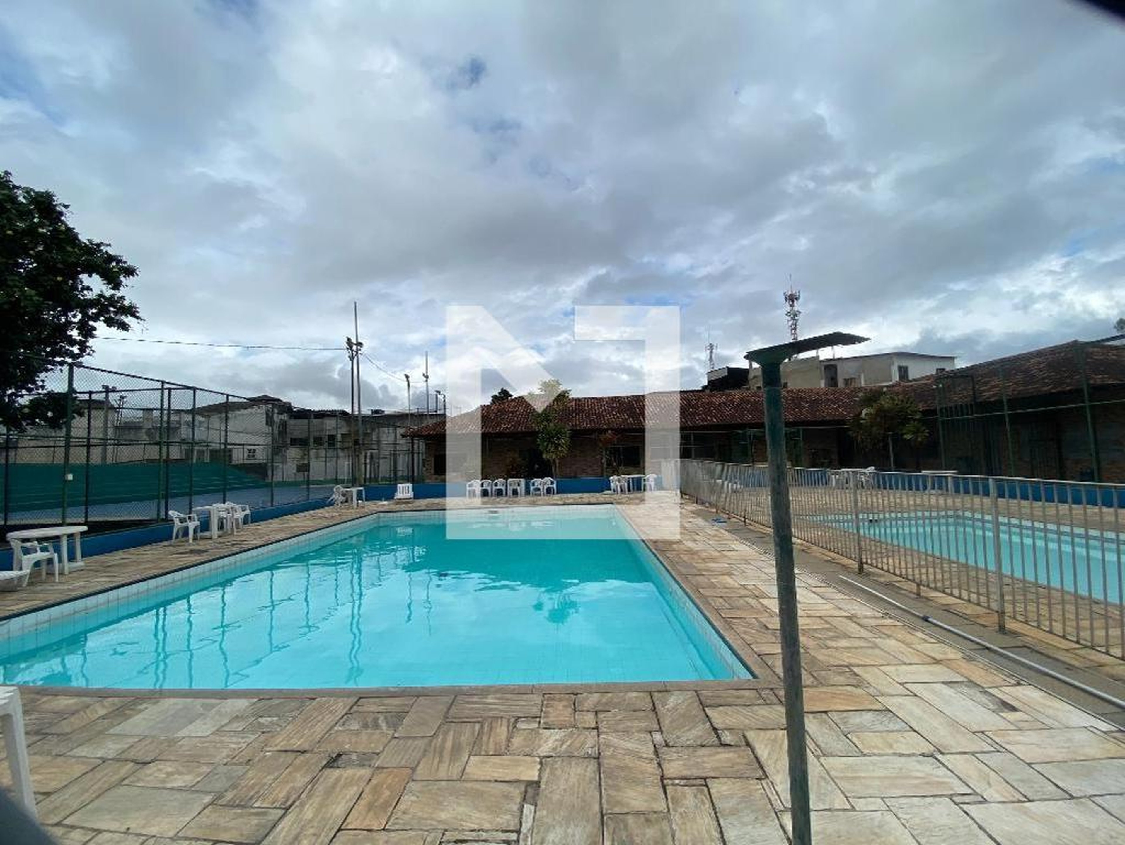 Piscina - Residencial Miguel Salazar