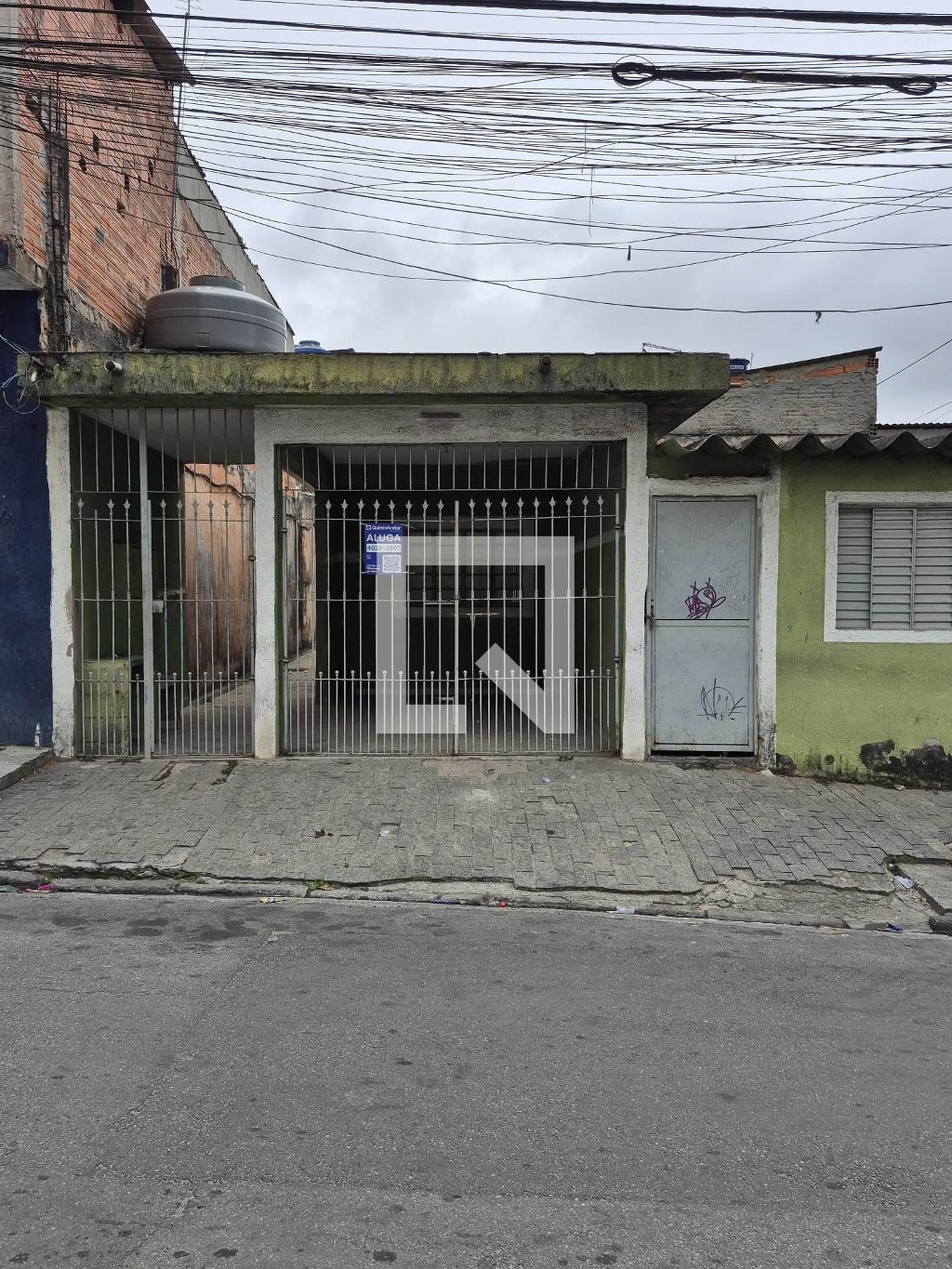 Fachada Condomínio em Rua Fita de Moça, 320